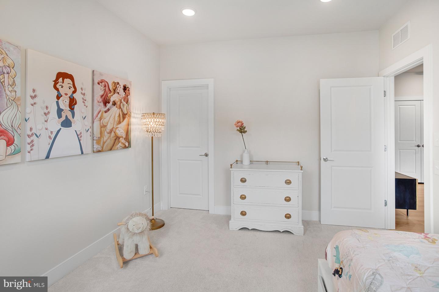 2097 BLUE MOCKINGBIRD LN, DUMFRIES, Virginia 22026, 5 Bedrooms Bedrooms, ,4 BathroomsBathrooms,Residential,For sale,2097 BLUE MOCKINGBIRD LN,VAPW2091438 MLS # VAPW2091438
