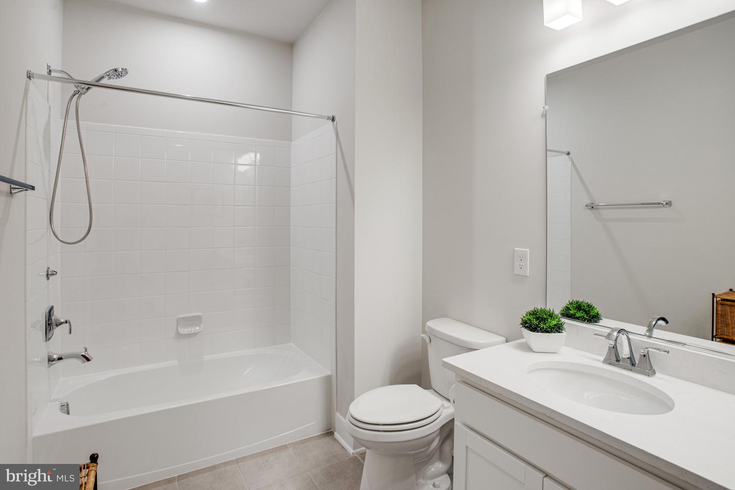 2097 BLUE MOCKINGBIRD LN, DUMFRIES, Virginia 22026, 5 Bedrooms Bedrooms, ,4 BathroomsBathrooms,Residential,For sale,2097 BLUE MOCKINGBIRD LN,VAPW2091438 MLS # VAPW2091438