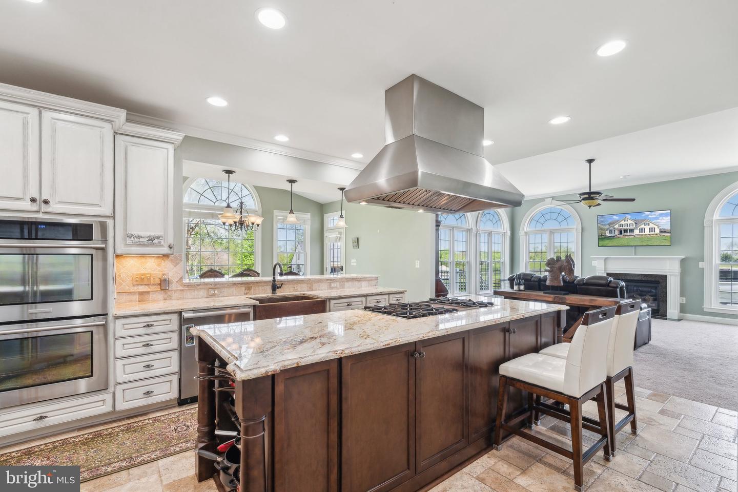 20011 PLEASANT MEADOW LN, PURCELLVILLE, Virginia 20132, 5 Bedrooms Bedrooms, ,5 BathroomsBathrooms,Residential,For sale,20011 PLEASANT MEADOW LN,VALO2093270 MLS # VALO2093270