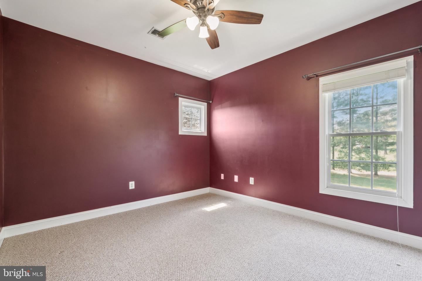20011 PLEASANT MEADOW LN, PURCELLVILLE, Virginia 20132, 5 Bedrooms Bedrooms, ,5 BathroomsBathrooms,Residential,For sale,20011 PLEASANT MEADOW LN,VALO2093270 MLS # VALO2093270