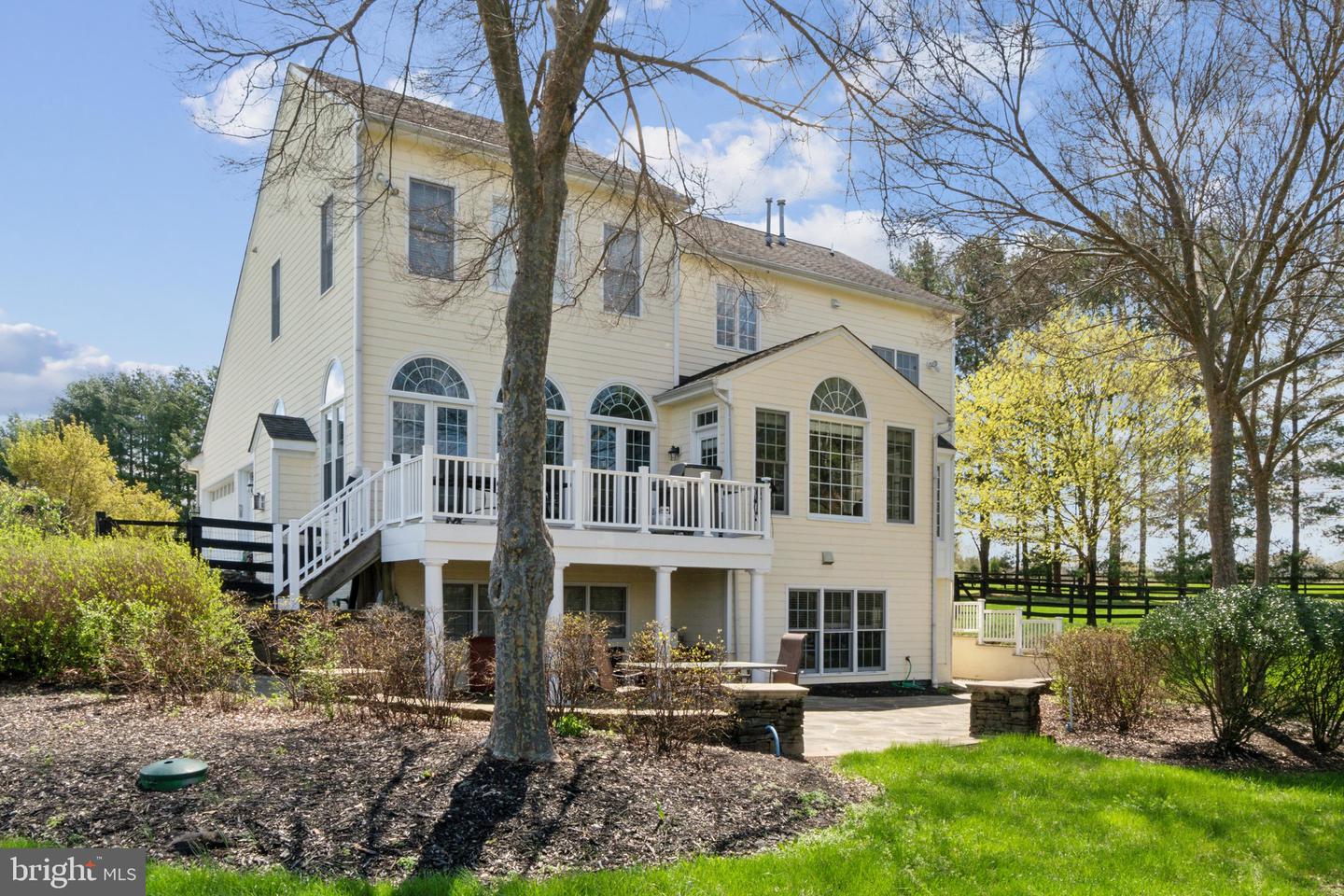 20011 PLEASANT MEADOW LN, PURCELLVILLE, Virginia 20132, 5 Bedrooms Bedrooms, ,5 BathroomsBathrooms,Residential,For sale,20011 PLEASANT MEADOW LN,VALO2093270 MLS # VALO2093270