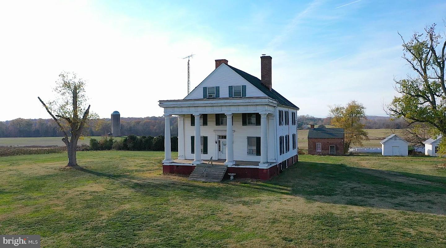 17736 AUBURN RD, BRANDY STATION, Virginia 22714, 5 Bedrooms Bedrooms, ,3 BathroomsBathrooms,Farm,For sale,17736 AUBURN RD,VACU2010450 MLS # VACU2010450