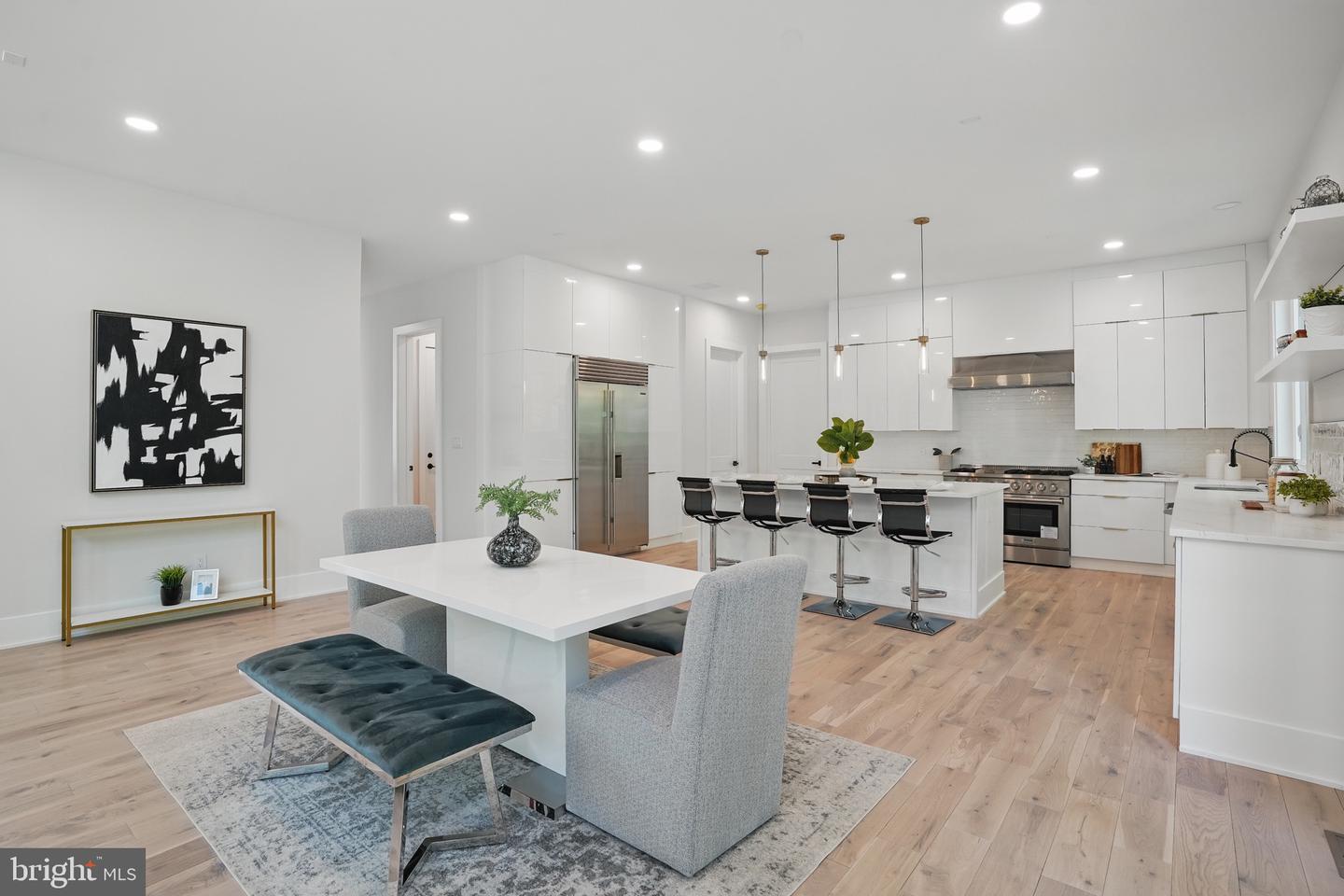 4134 MAPLE AVE, FAIRFAX, Virginia 22032, 6 Bedrooms Bedrooms, ,6 BathroomsBathrooms,Residential,For sale,4134 MAPLE AVE,VAFX2232944 MLS # VAFX2232944