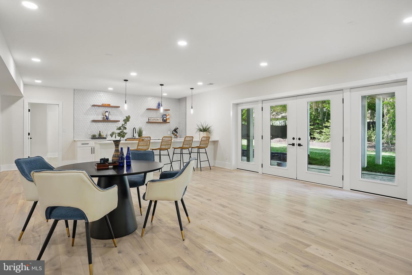 4134 MAPLE AVE, FAIRFAX, Virginia 22032, 6 Bedrooms Bedrooms, ,6 BathroomsBathrooms,Residential,For sale,4134 MAPLE AVE,VAFX2232944 MLS # VAFX2232944