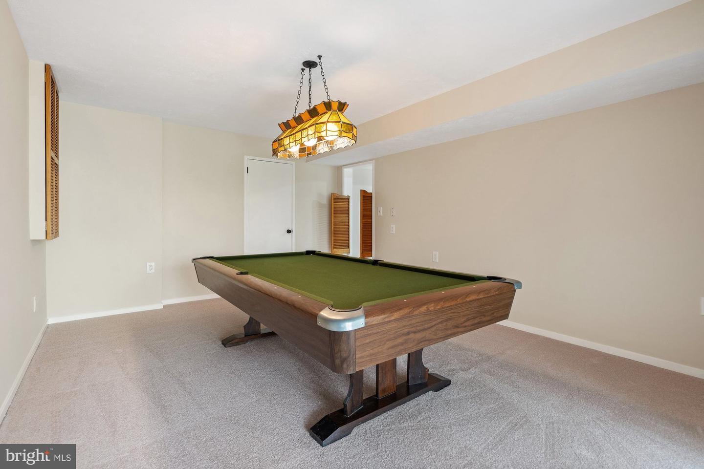 1418 WOLFTRAP RUN RD, VIENNA, Virginia 22182, 5 Bedrooms Bedrooms, ,3 BathroomsBathrooms,Residential,For sale,1418 WOLFTRAP RUN RD,VAFX2233056 MLS # VAFX2233056