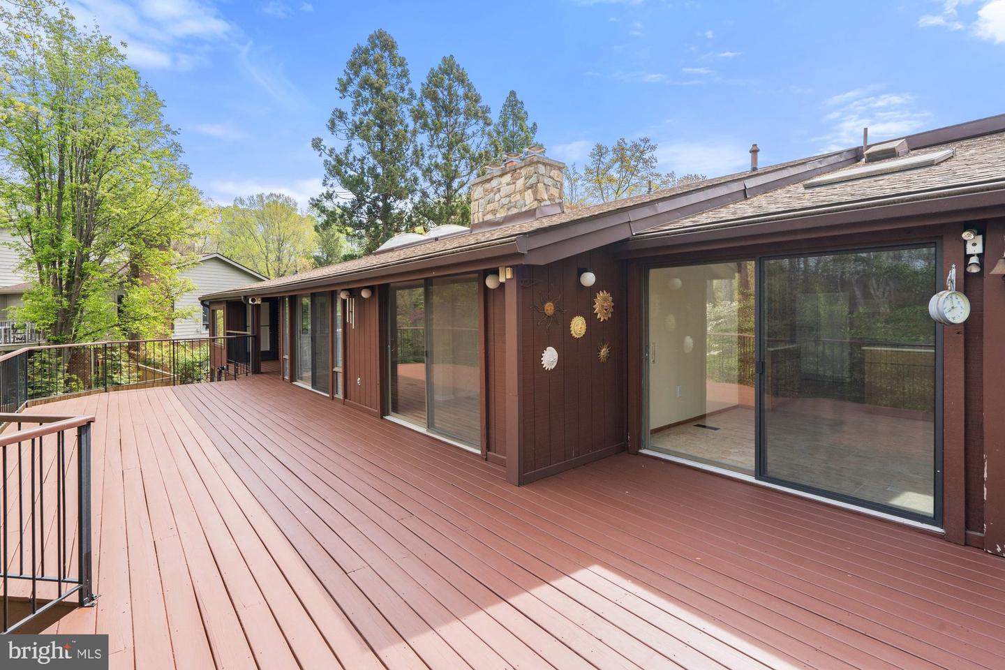 1418 WOLFTRAP RUN RD, VIENNA, Virginia 22182, 5 Bedrooms Bedrooms, ,3 BathroomsBathrooms,Residential,For sale,1418 WOLFTRAP RUN RD,VAFX2233056 MLS # VAFX2233056