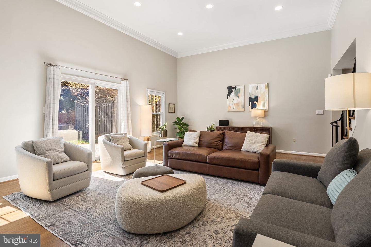 2729 UNICORN LN NW, WASHINGTON, District Of Columbia 20015, 3 Bedrooms Bedrooms, ,3 BathroomsBathrooms,Residential,For sale,2729 UNICORN LN NW,DCDC2194676 MLS # DCDC2194676