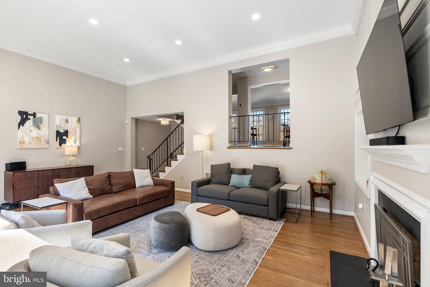 2729 UNICORN LN NW, WASHINGTON, District Of Columbia 20015, 3 Bedrooms Bedrooms, ,3 BathroomsBathrooms,Residential,For sale,2729 UNICORN LN NW,DCDC2194676 MLS # DCDC2194676