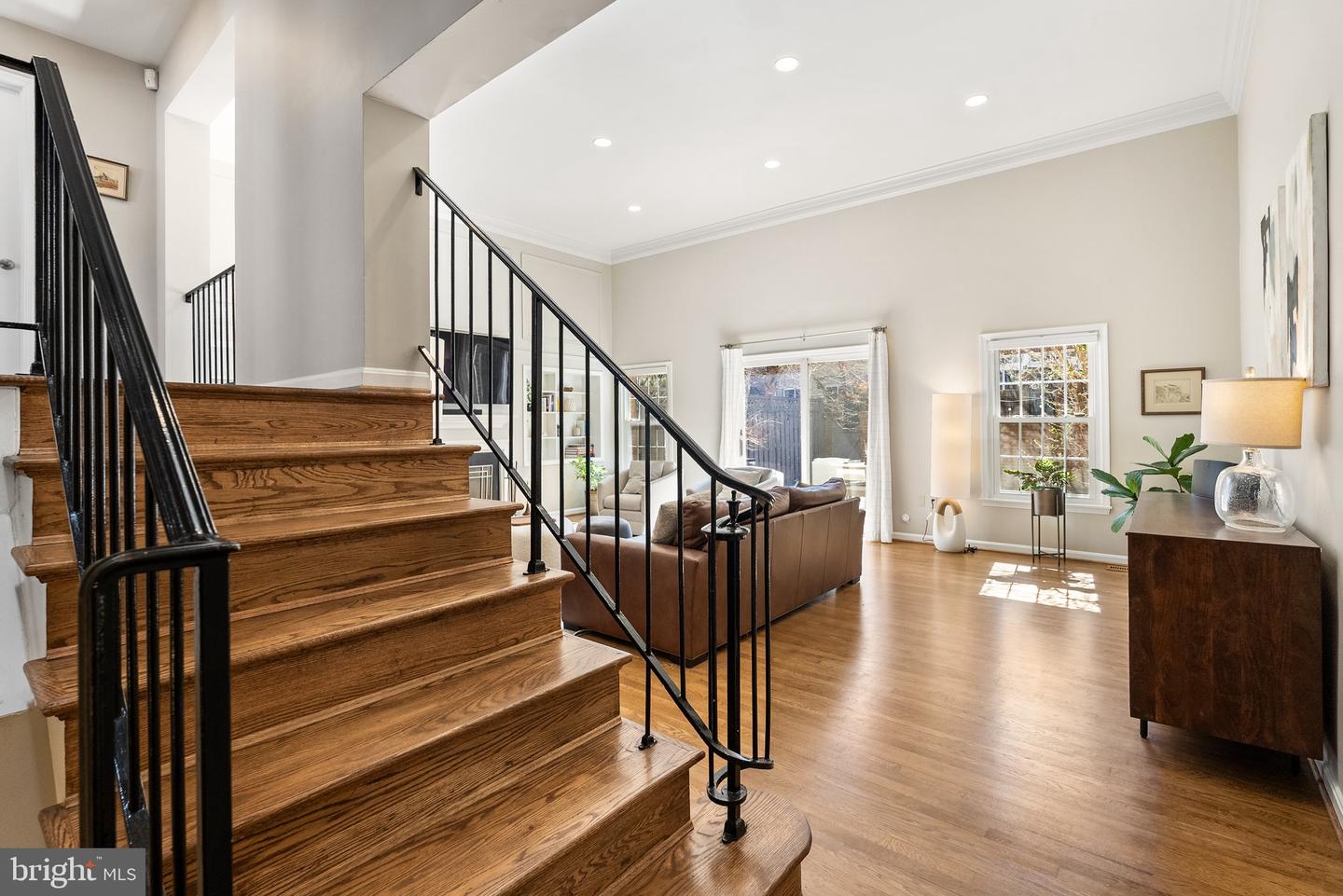 2729 UNICORN LN NW, WASHINGTON, District Of Columbia 20015, 3 Bedrooms Bedrooms, ,3 BathroomsBathrooms,Residential,For sale,2729 UNICORN LN NW,DCDC2194676 MLS # DCDC2194676