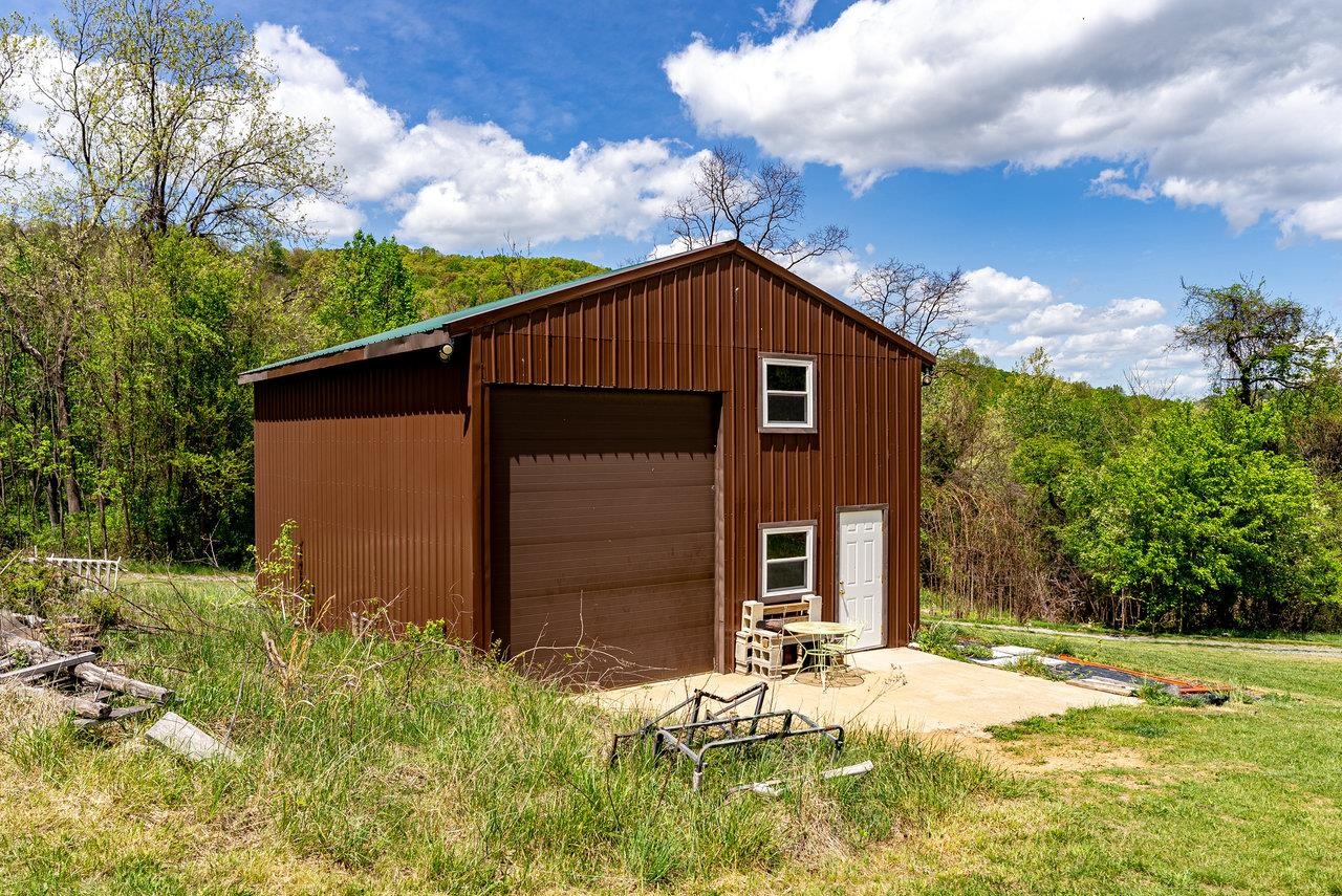 01 CUBBAGE HOLLOW RD, STANLEY, Virginia 22851, ,Farm,01 CUBBAGE HOLLOW RD,664010 MLS # 664010