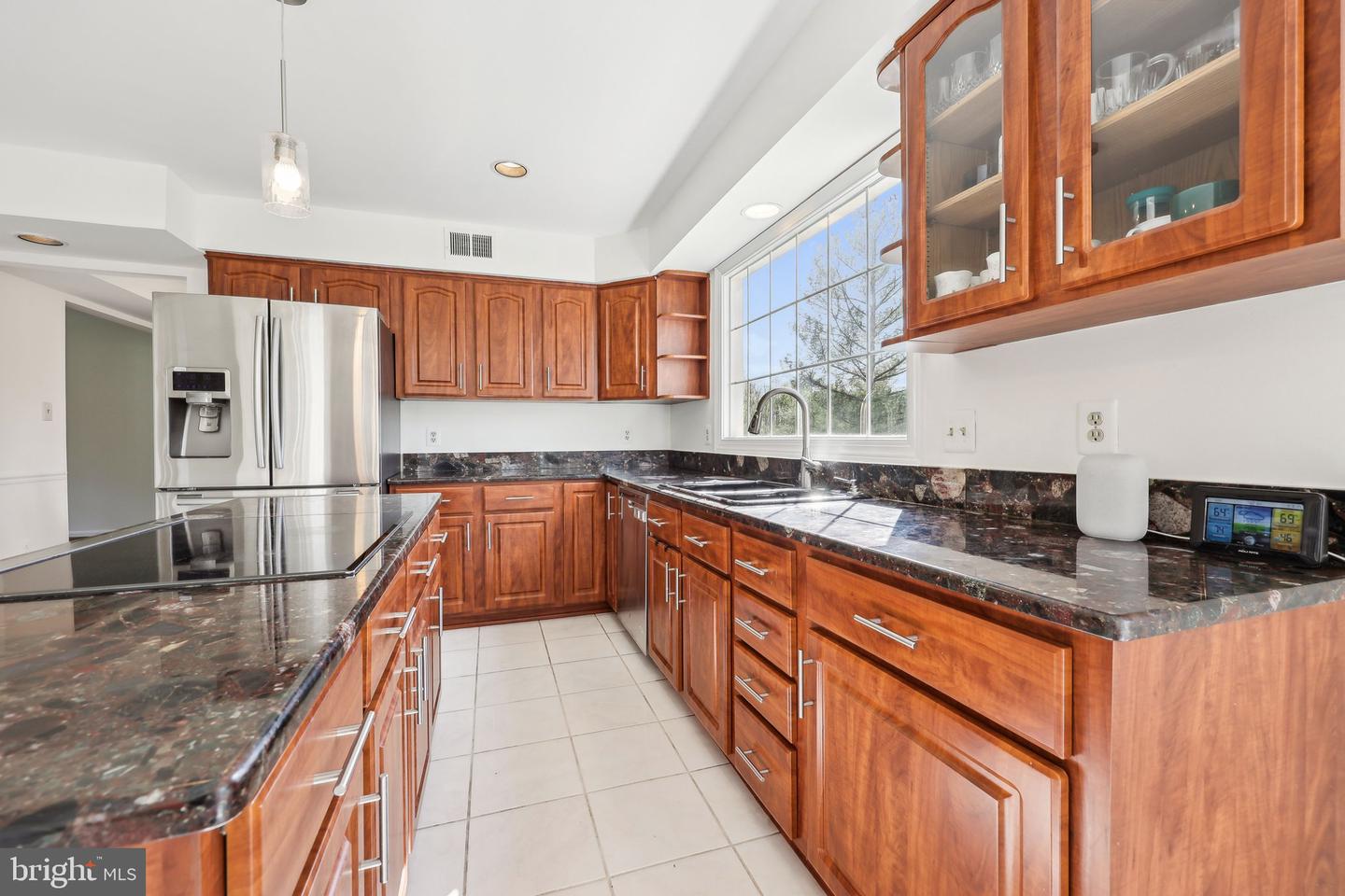1316 SHAKER WOODS RD, HERNDON, Virginia 20170, 5 Bedrooms Bedrooms, ,4 BathroomsBathrooms,Residential,For sale,1316 SHAKER WOODS RD,VAFX2233168 MLS # VAFX2233168