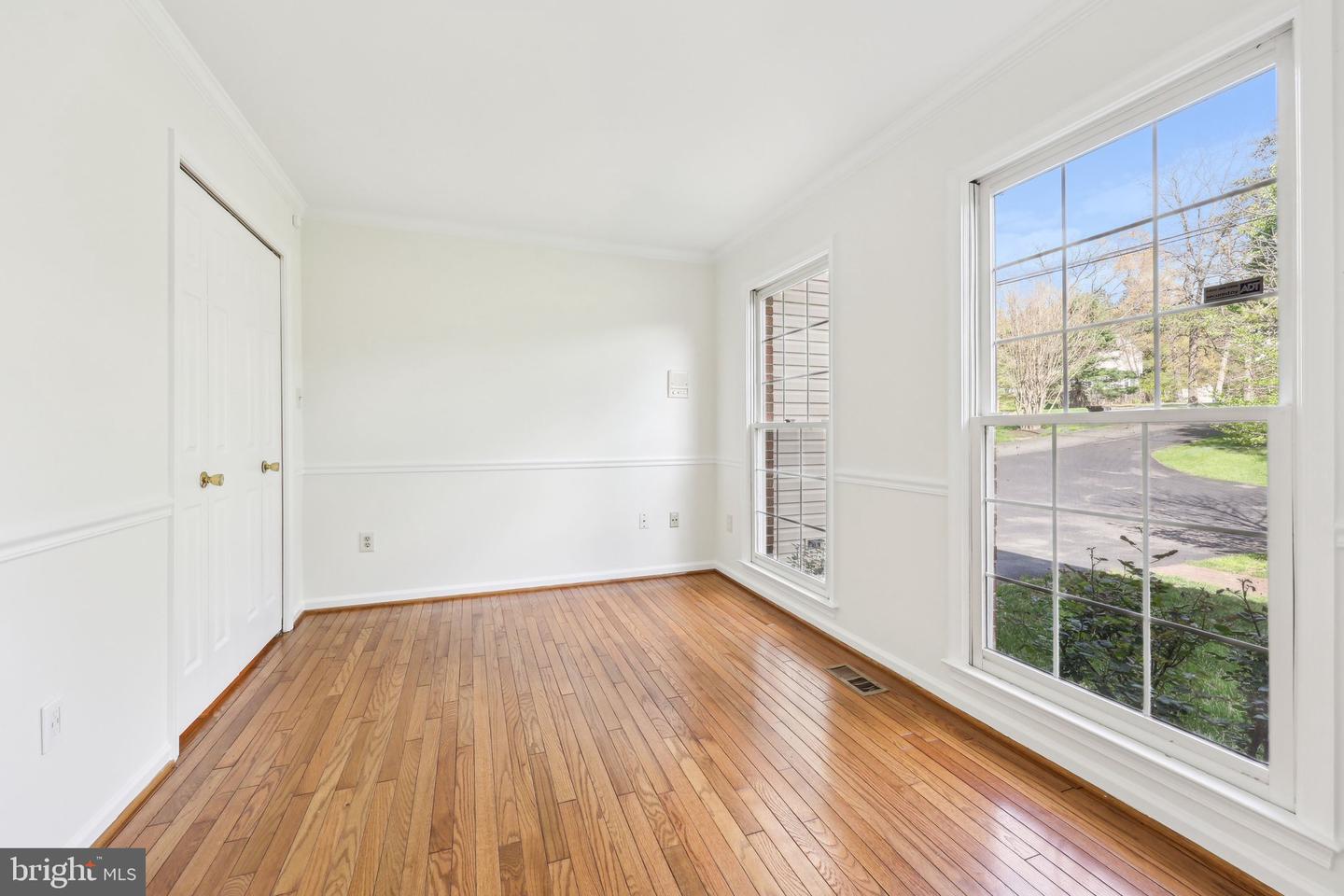 1316 SHAKER WOODS RD, HERNDON, Virginia 20170, 5 Bedrooms Bedrooms, ,4 BathroomsBathrooms,Residential,For sale,1316 SHAKER WOODS RD,VAFX2233168 MLS # VAFX2233168