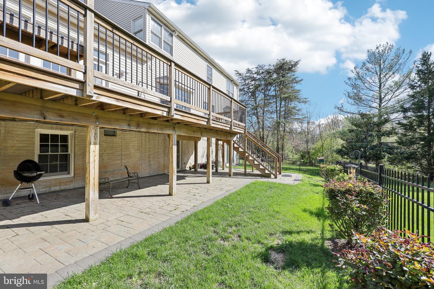 1316 SHAKER WOODS RD, HERNDON, Virginia 20170, 5 Bedrooms Bedrooms, ,4 BathroomsBathrooms,Residential,For sale,1316 SHAKER WOODS RD,VAFX2233168 MLS # VAFX2233168