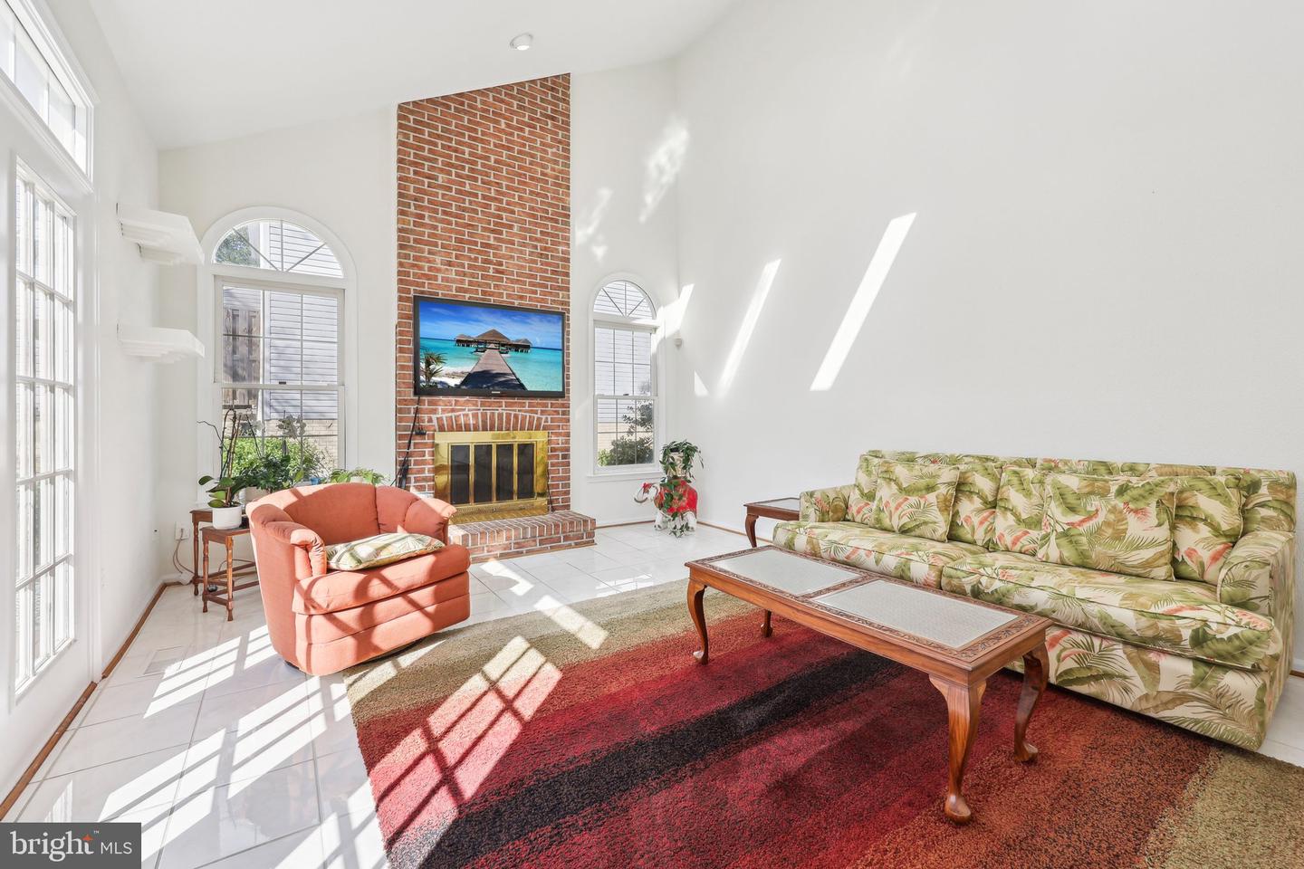 1316 SHAKER WOODS RD, HERNDON, Virginia 20170, 5 Bedrooms Bedrooms, ,4 BathroomsBathrooms,Residential,For sale,1316 SHAKER WOODS RD,VAFX2233168 MLS # VAFX2233168