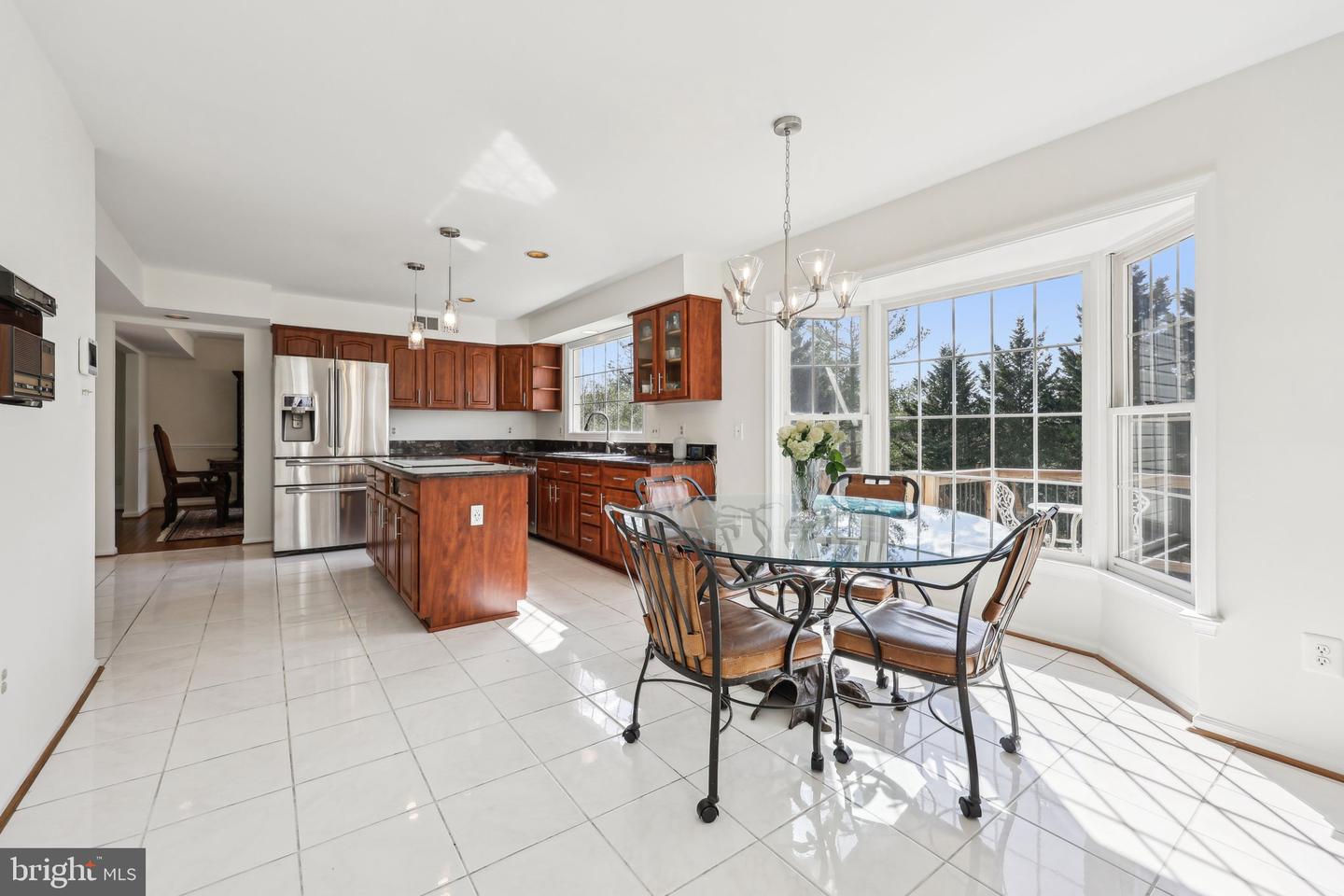 1316 SHAKER WOODS RD, HERNDON, Virginia 20170, 5 Bedrooms Bedrooms, ,4 BathroomsBathrooms,Residential,For sale,1316 SHAKER WOODS RD,VAFX2233168 MLS # VAFX2233168