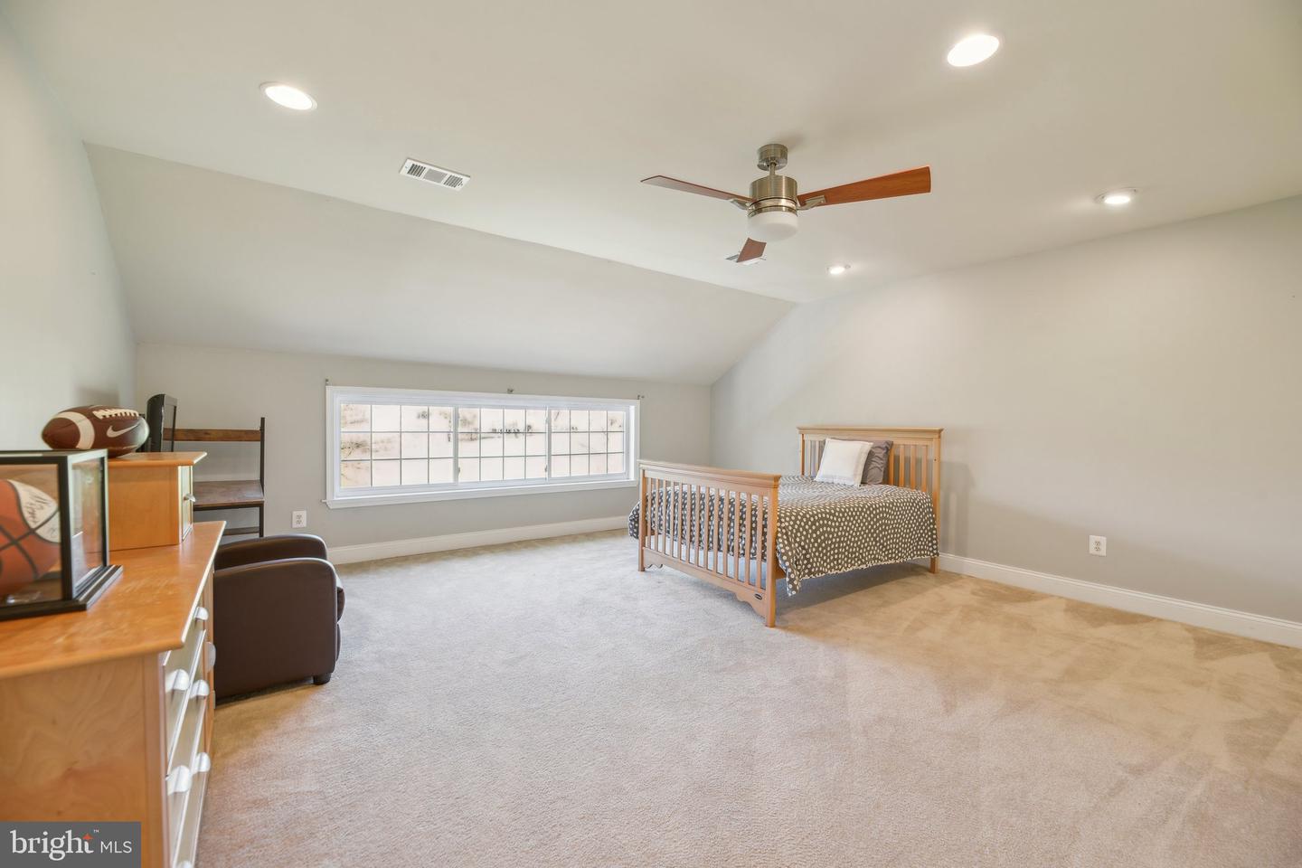 20121 WHISTLING STRAITS PL, ASHBURN, Virginia 20147, 5 Bedrooms Bedrooms, ,4 BathroomsBathrooms,Residential,For sale,20121 WHISTLING STRAITS PL,VALO2093742 MLS # VALO2093742