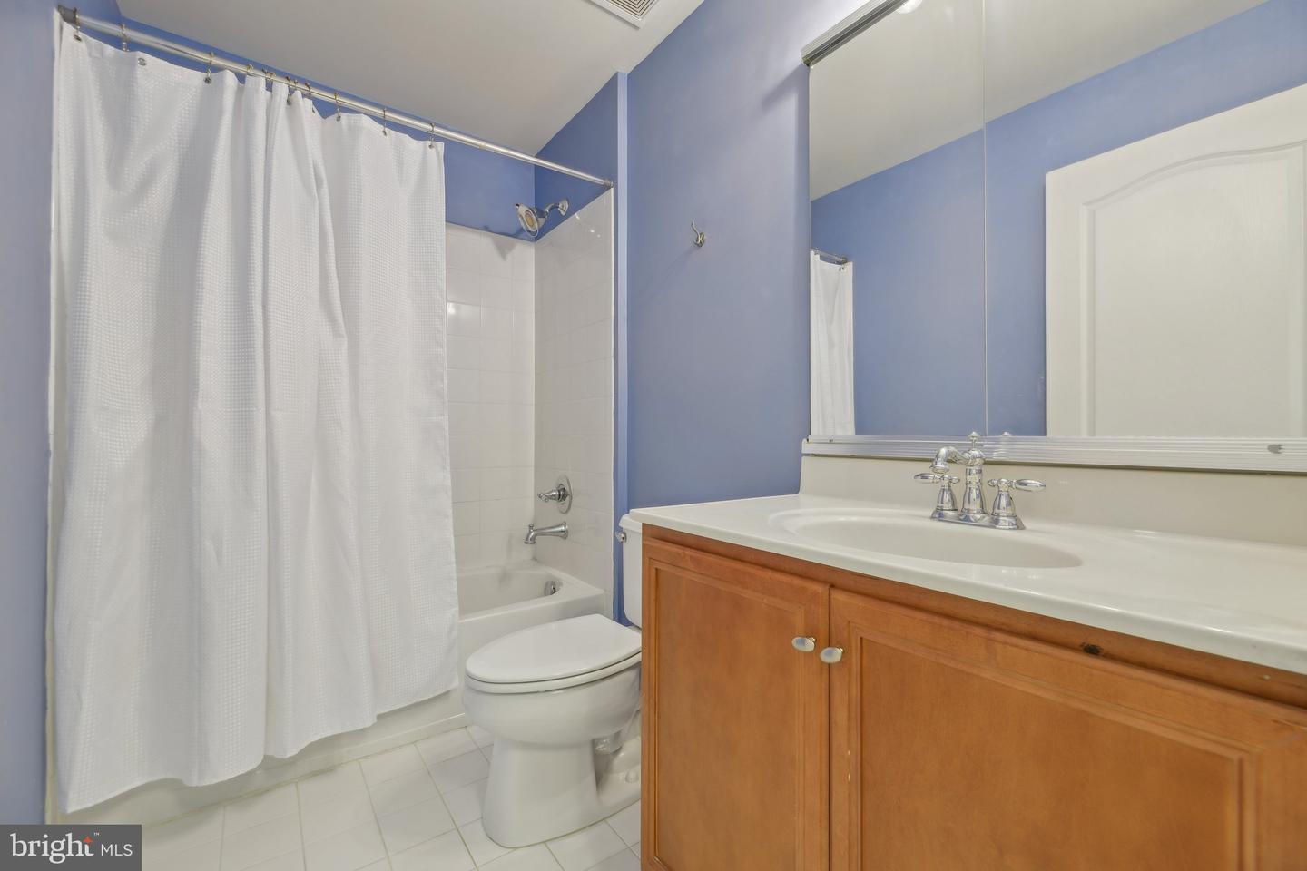 20121 WHISTLING STRAITS PL, ASHBURN, Virginia 20147, 5 Bedrooms Bedrooms, ,4 BathroomsBathrooms,Residential,For sale,20121 WHISTLING STRAITS PL,VALO2093742 MLS # VALO2093742