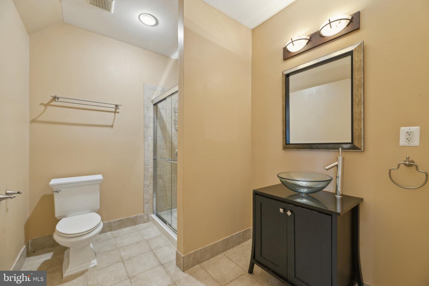 20121 WHISTLING STRAITS PL, ASHBURN, Virginia 20147, 5 Bedrooms Bedrooms, ,4 BathroomsBathrooms,Residential,For sale,20121 WHISTLING STRAITS PL,VALO2093742 MLS # VALO2093742