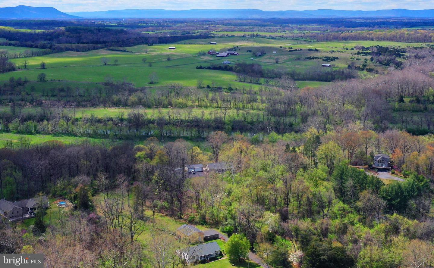 448 SHENANDOAH RIVER LN, FRONT ROYAL, Virginia 22630, 2 Bedrooms Bedrooms, ,2 BathroomsBathrooms,Residential,For sale,448 SHENANDOAH RIVER LN,VACL2003594 MLS # VACL2003594