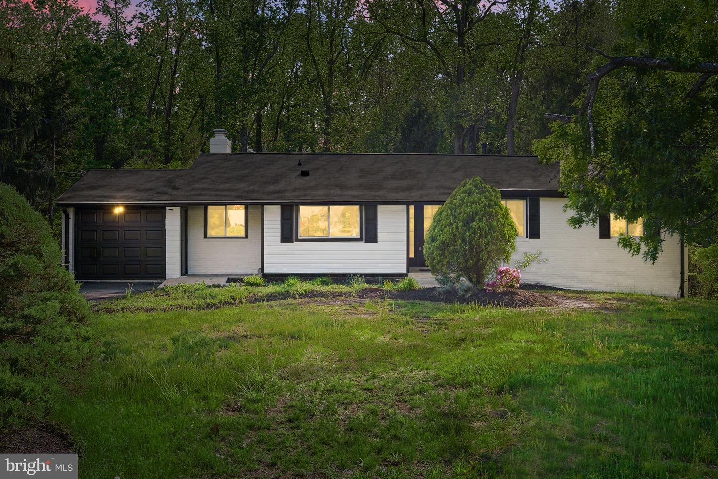 4838 RANDOLPH DR, ANNANDALE, Virginia 22003, 4 Bedrooms Bedrooms, ,3 BathroomsBathrooms,Residential,For sale,4838 RANDOLPH DR,VAFX2233778 MLS # VAFX2233778