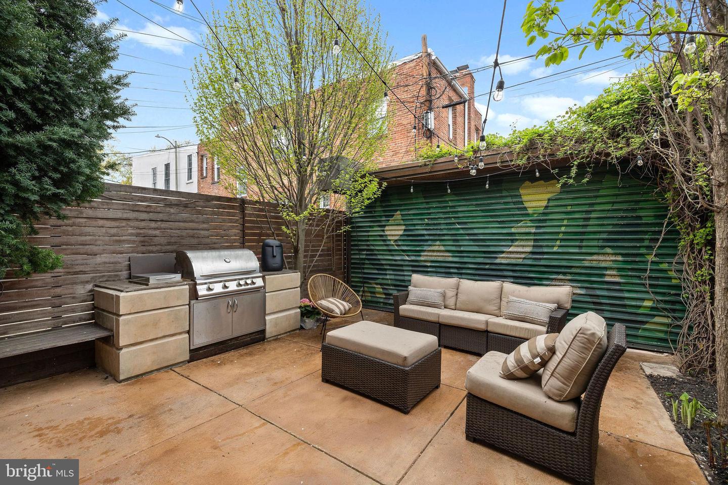 1227 S ST NW, WASHINGTON, District Of Columbia 20009, 2 Bedrooms Bedrooms, ,2 BathroomsBathrooms,Residential,For sale,1227 S ST NW,DCDC2195334 MLS # DCDC2195334