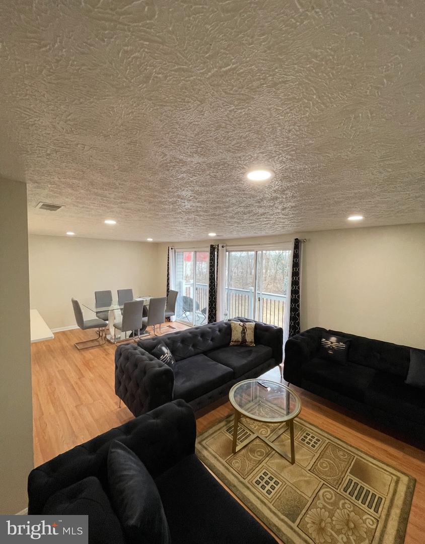 3371 YOST LN #C-202, DUMFRIES, Virginia 22026, 2 Bedrooms Bedrooms, ,2 BathroomsBathrooms,Residential,For sale,3371 YOST LN #C-202,VAPW2091930 MLS # VAPW2091930