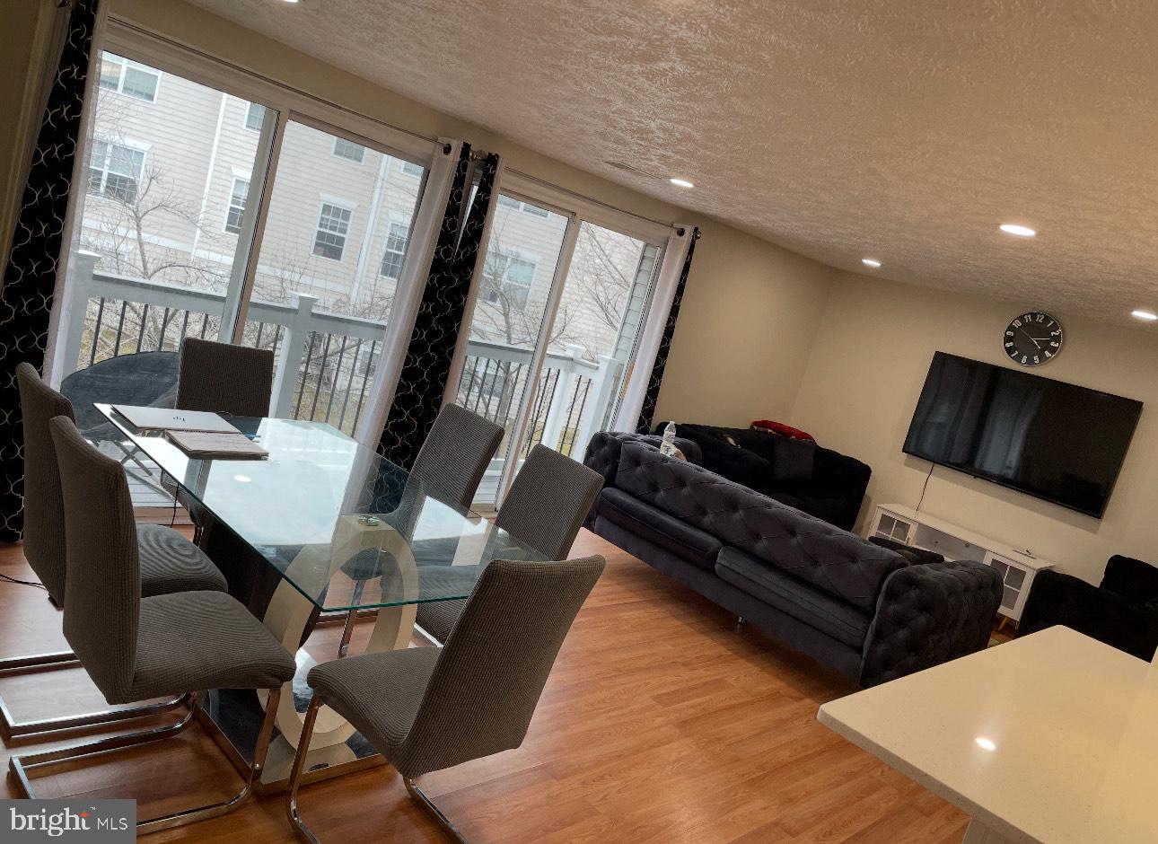 3371 YOST LN #C-202, DUMFRIES, Virginia 22026, 2 Bedrooms Bedrooms, ,2 BathroomsBathrooms,Residential,For sale,3371 YOST LN #C-202,VAPW2091930 MLS # VAPW2091930