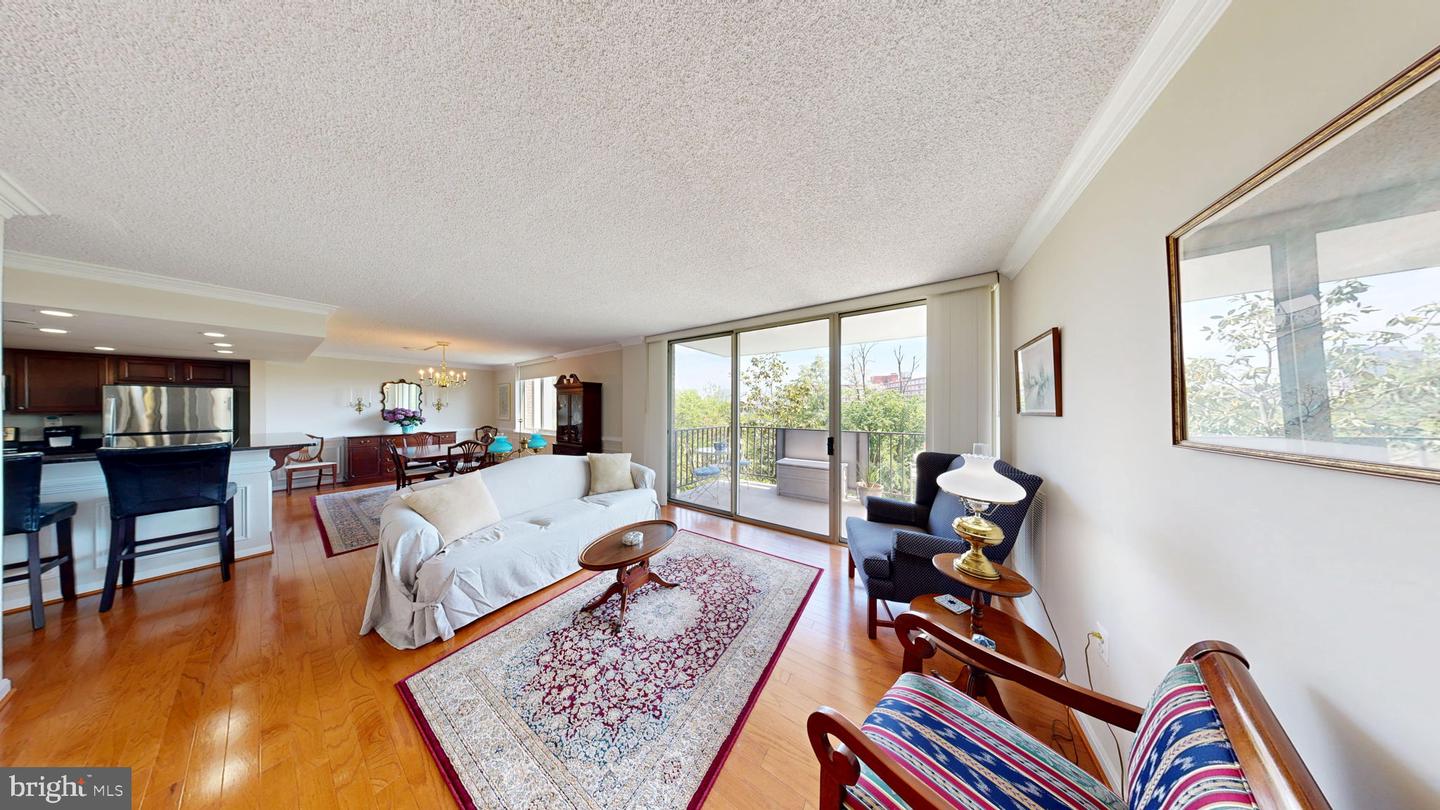 1515 S ARLINGTON RIDGE RD #402, ARLINGTON, Virginia 22202, 2 Bedrooms Bedrooms, ,2 BathroomsBathrooms,Residential,For sale,1515 S ARLINGTON RIDGE RD #402,VAAR2055980 MLS # VAAR2055980