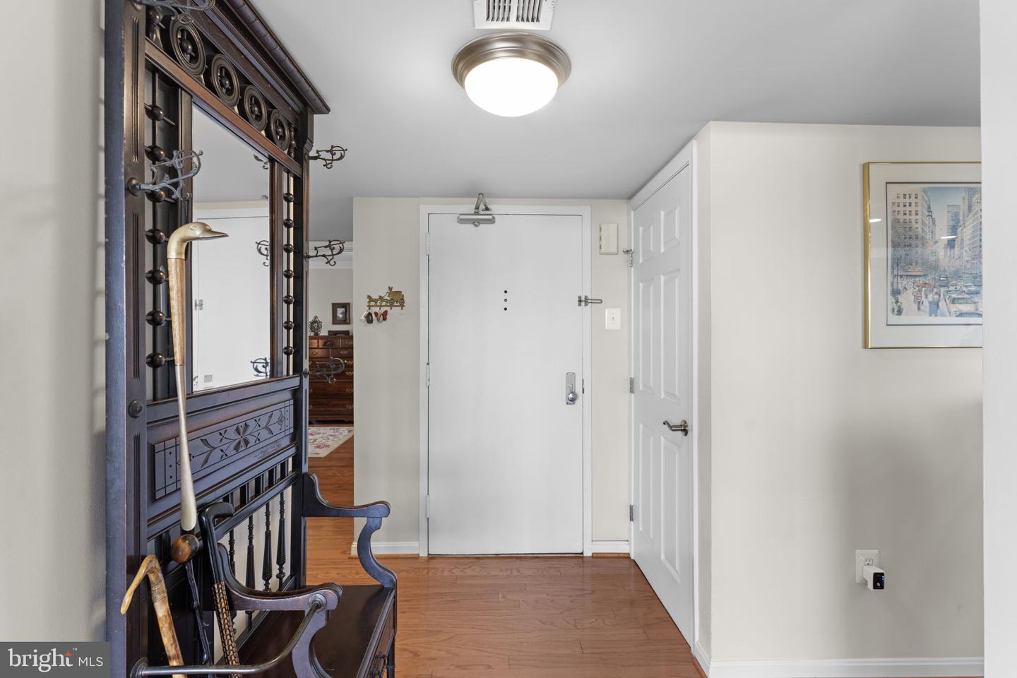 1515 S ARLINGTON RIDGE RD #402, ARLINGTON, Virginia 22202, 2 Bedrooms Bedrooms, ,2 BathroomsBathrooms,Residential,For sale,1515 S ARLINGTON RIDGE RD #402,VAAR2055980 MLS # VAAR2055980