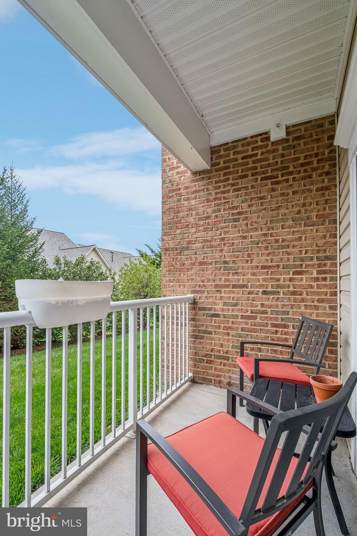 20515 LITTLE CREEK TER #101, ASHBURN, Virginia 20147, 2 Bedrooms Bedrooms, ,2 BathroomsBathrooms,Residential,For sale,20515 LITTLE CREEK TER #101,VALO2093834 MLS # VALO2093834