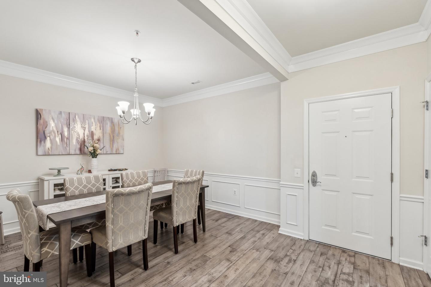 20515 LITTLE CREEK TER #101, ASHBURN, Virginia 20147, 2 Bedrooms Bedrooms, ,2 BathroomsBathrooms,Residential,For sale,20515 LITTLE CREEK TER #101,VALO2093834 MLS # VALO2093834
