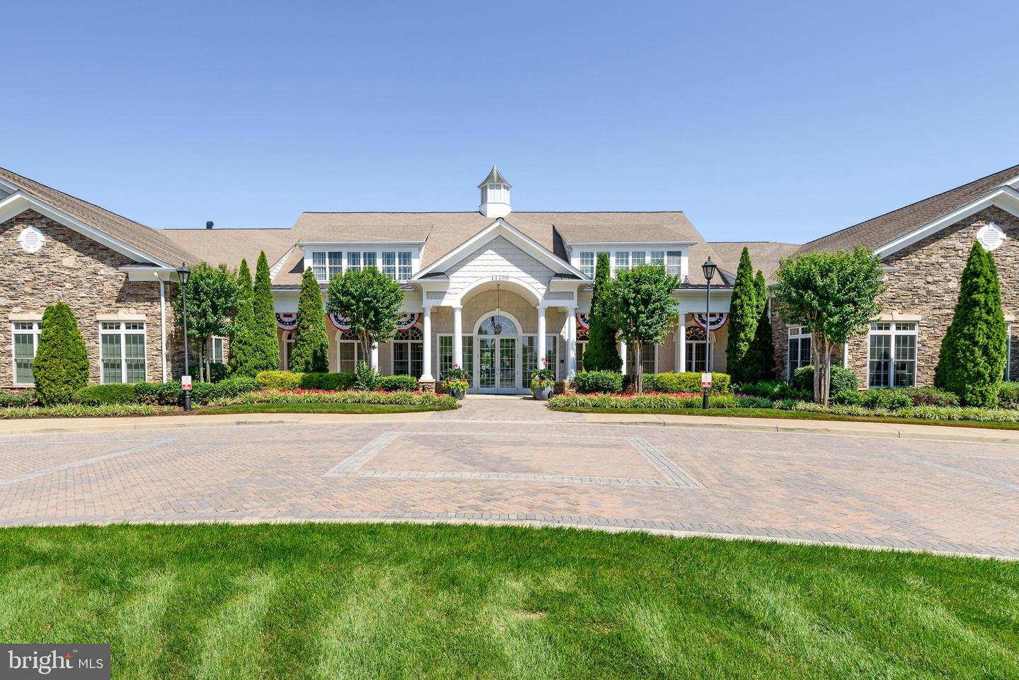 20515 LITTLE CREEK TER #101, ASHBURN, Virginia 20147, 2 Bedrooms Bedrooms, ,2 BathroomsBathrooms,Residential,For sale,20515 LITTLE CREEK TER #101,VALO2093834 MLS # VALO2093834