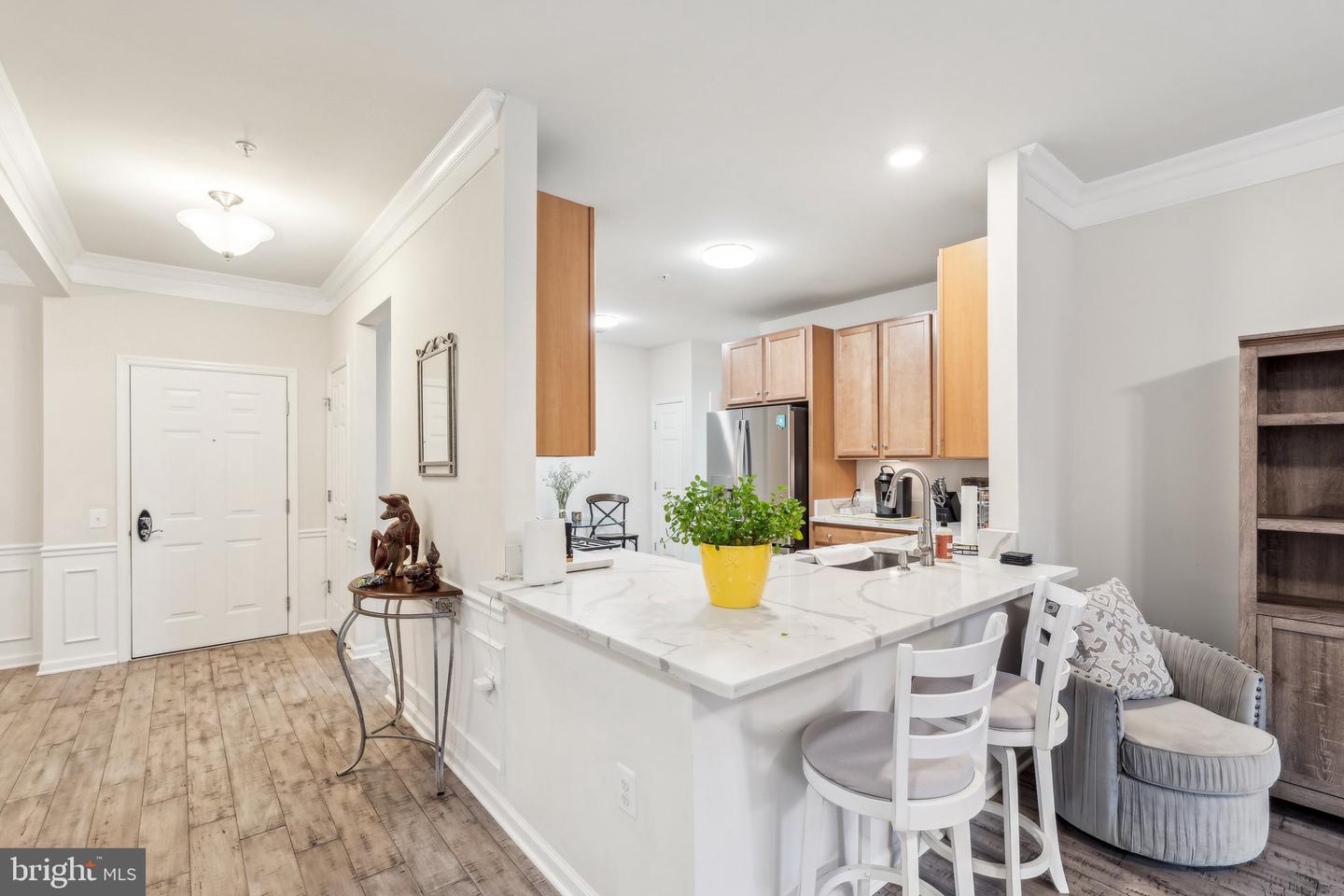 20515 LITTLE CREEK TER #101, ASHBURN, Virginia 20147, 2 Bedrooms Bedrooms, ,2 BathroomsBathrooms,Residential,For sale,20515 LITTLE CREEK TER #101,VALO2093834 MLS # VALO2093834