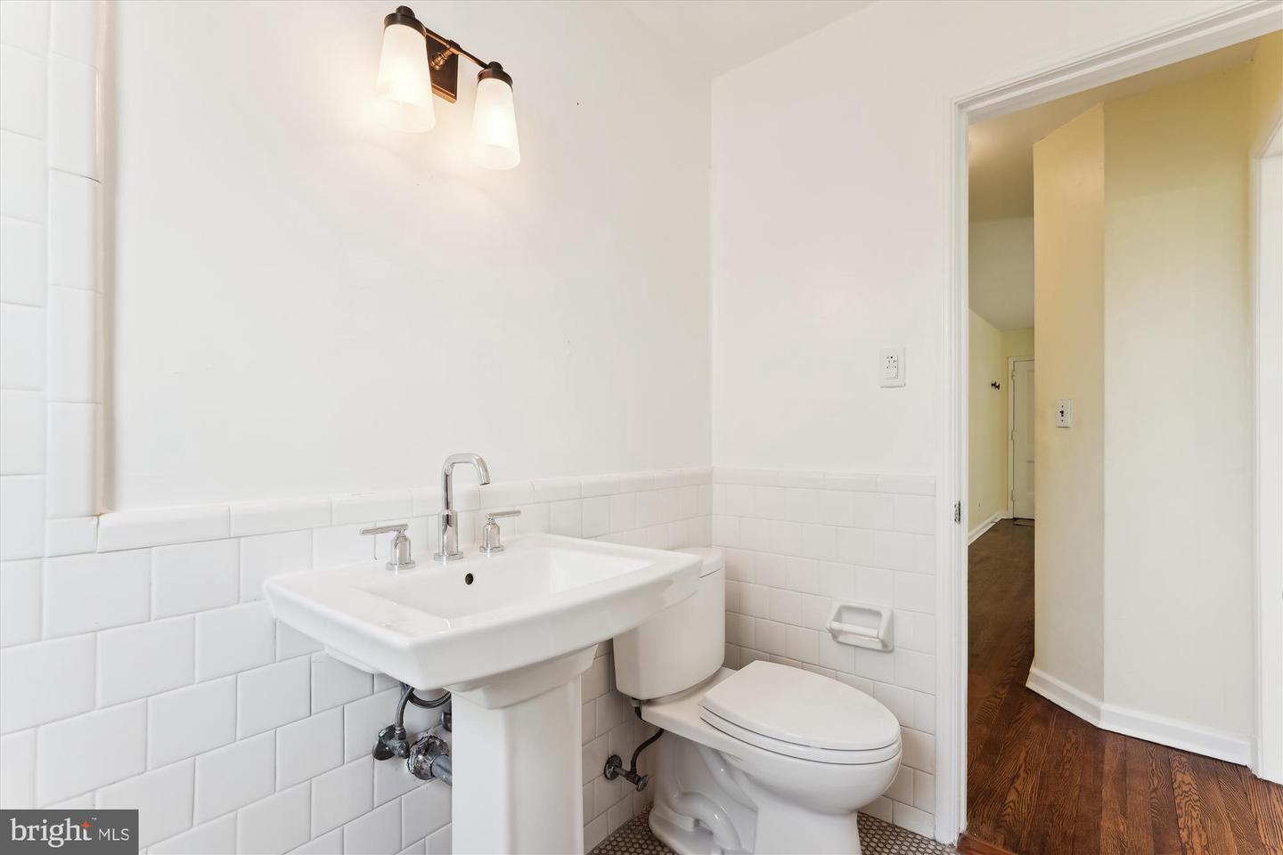 4004 BEECHER ST NW #304, WASHINGTON, District Of Columbia 20007, 1 Bedroom Bedrooms, ,1 BathroomBathrooms,Residential,For sale,4004 BEECHER ST NW #304,DCDC2195202 MLS # DCDC2195202