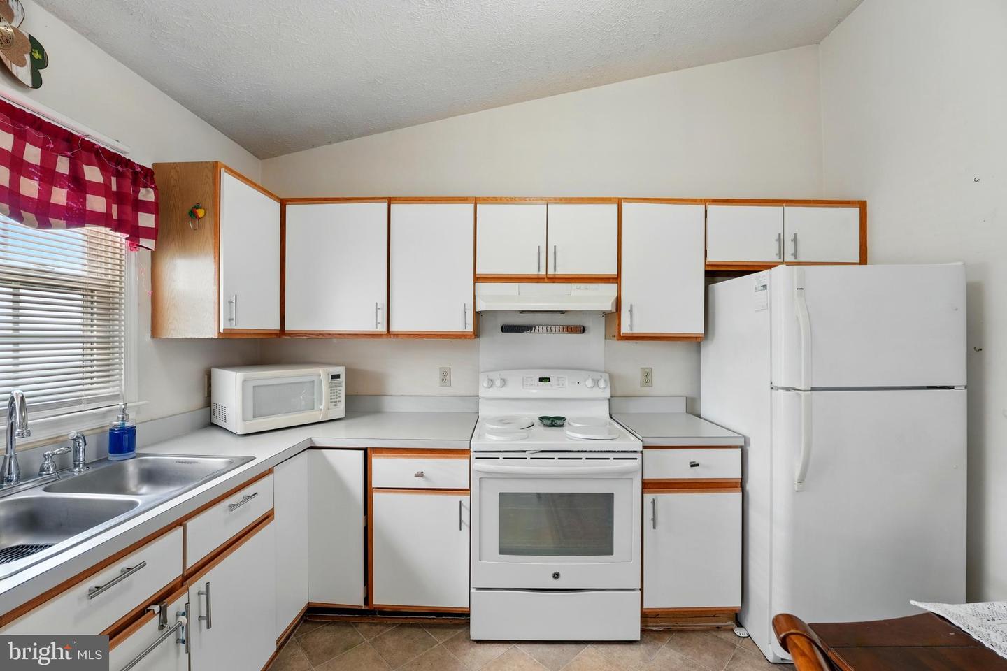 6775 RUGBY PL, BEALETON, Virginia 22712, 3 Bedrooms Bedrooms, ,2 BathroomsBathrooms,Residential,For sale,6775 RUGBY PL,VAFQ2016226 MLS # VAFQ2016226
