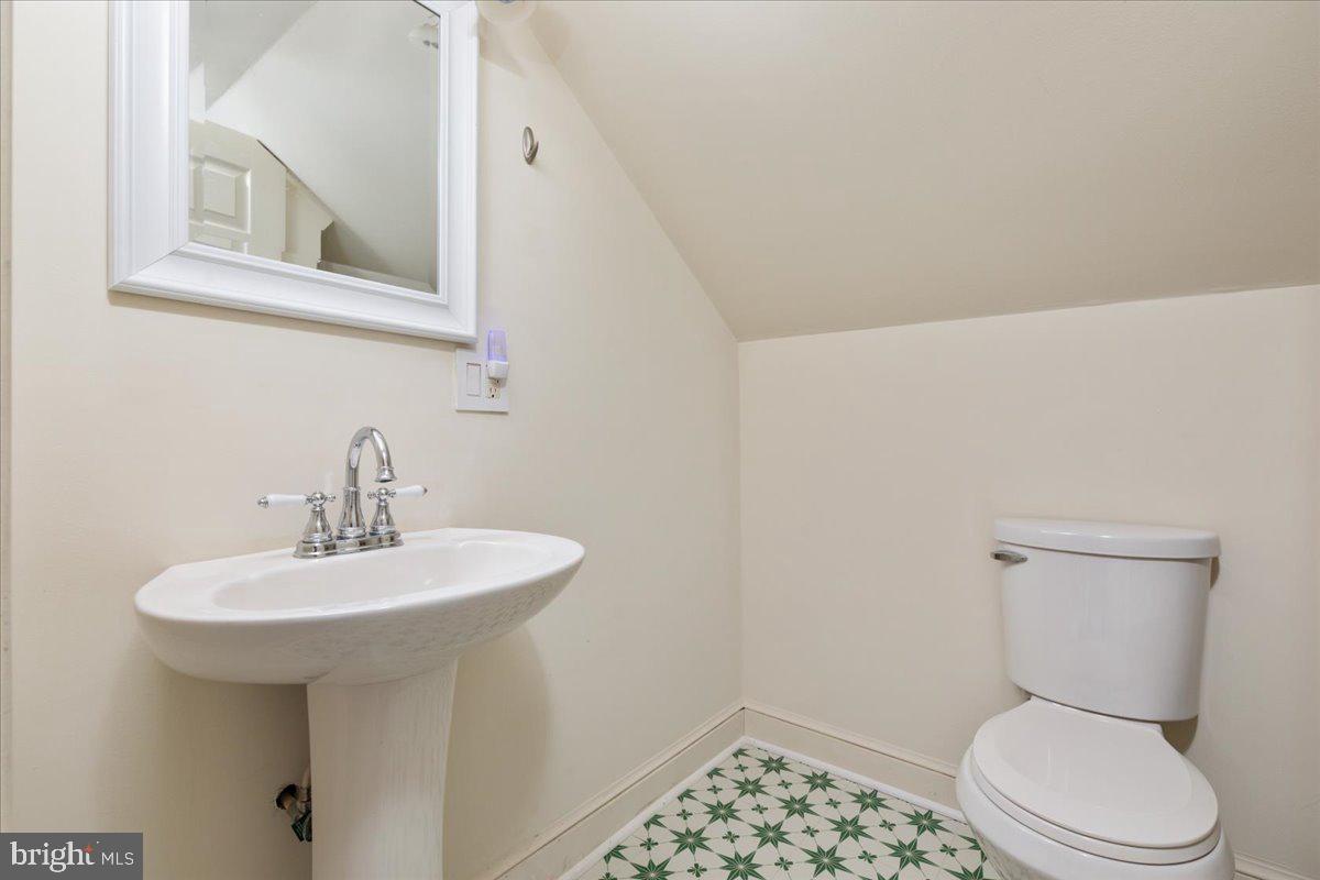 4502 MORRISVILLE RD, BEALETON, Virginia 22712, 5 Bedrooms Bedrooms, ,2 BathroomsBathrooms,Residential,For sale,4502 MORRISVILLE RD,VAFQ2016230 MLS # VAFQ2016230