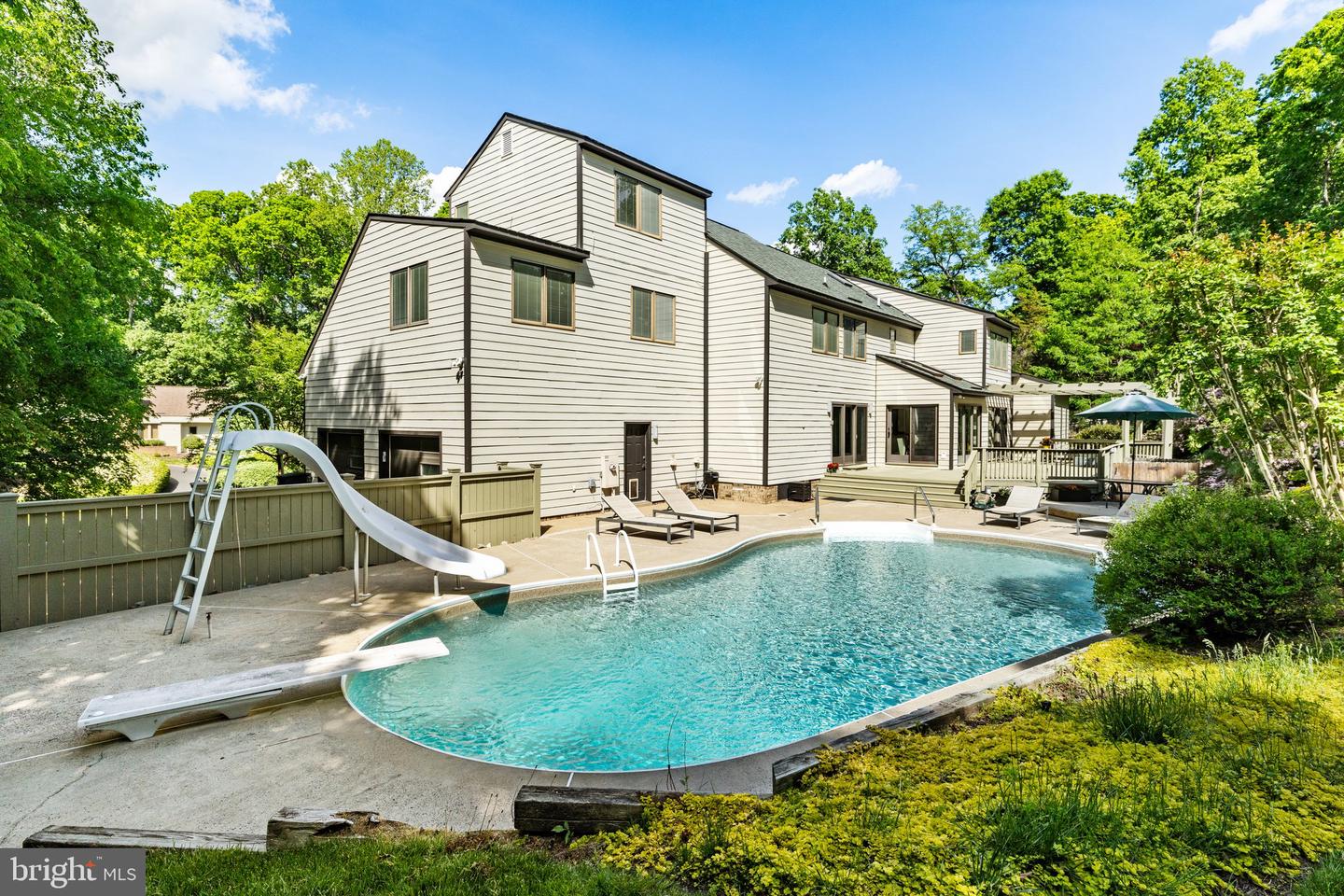 3 WELWYN PL, HENRICO, Virginia 23229, 6 Bedrooms Bedrooms, ,5 BathroomsBathrooms,Residential,For sale,3 WELWYN PL,VAHN2000868 MLS # VAHN2000868