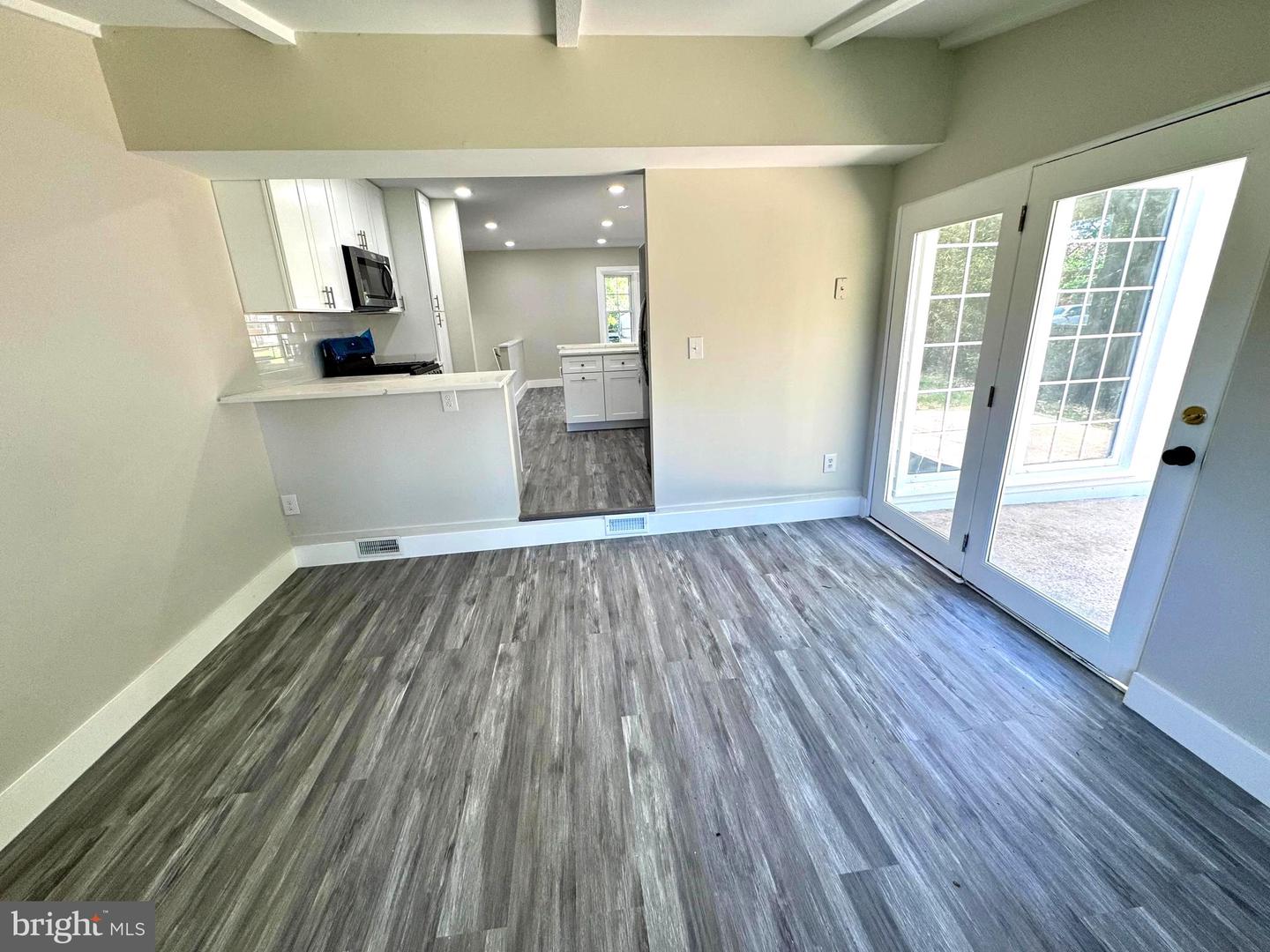 13519 CARMEL LN, CHANTILLY, Virginia 20151, 4 Bedrooms Bedrooms, ,3 BathroomsBathrooms,Residential,For sale,13519 CARMEL LN,VAFX2234012 MLS # VAFX2234012