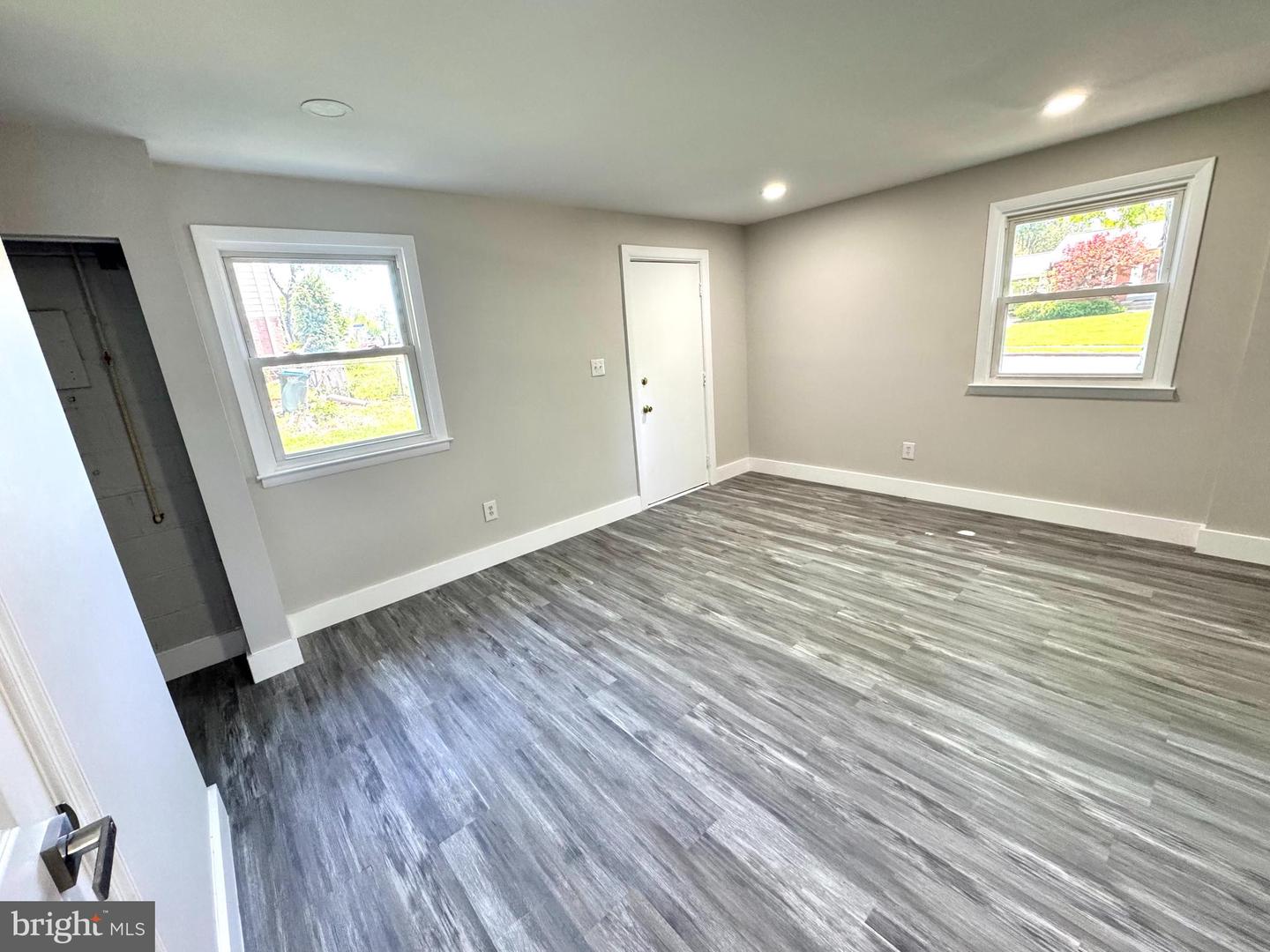 13519 CARMEL LN, CHANTILLY, Virginia 20151, 4 Bedrooms Bedrooms, ,3 BathroomsBathrooms,Residential,For sale,13519 CARMEL LN,VAFX2234012 MLS # VAFX2234012
