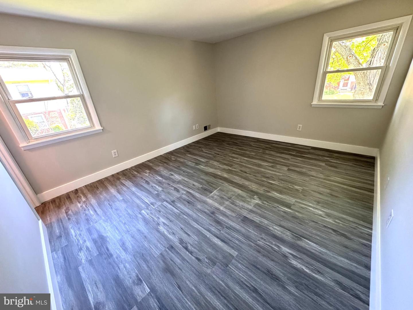 13519 CARMEL LN, CHANTILLY, Virginia 20151, 4 Bedrooms Bedrooms, ,3 BathroomsBathrooms,Residential,For sale,13519 CARMEL LN,VAFX2234012 MLS # VAFX2234012