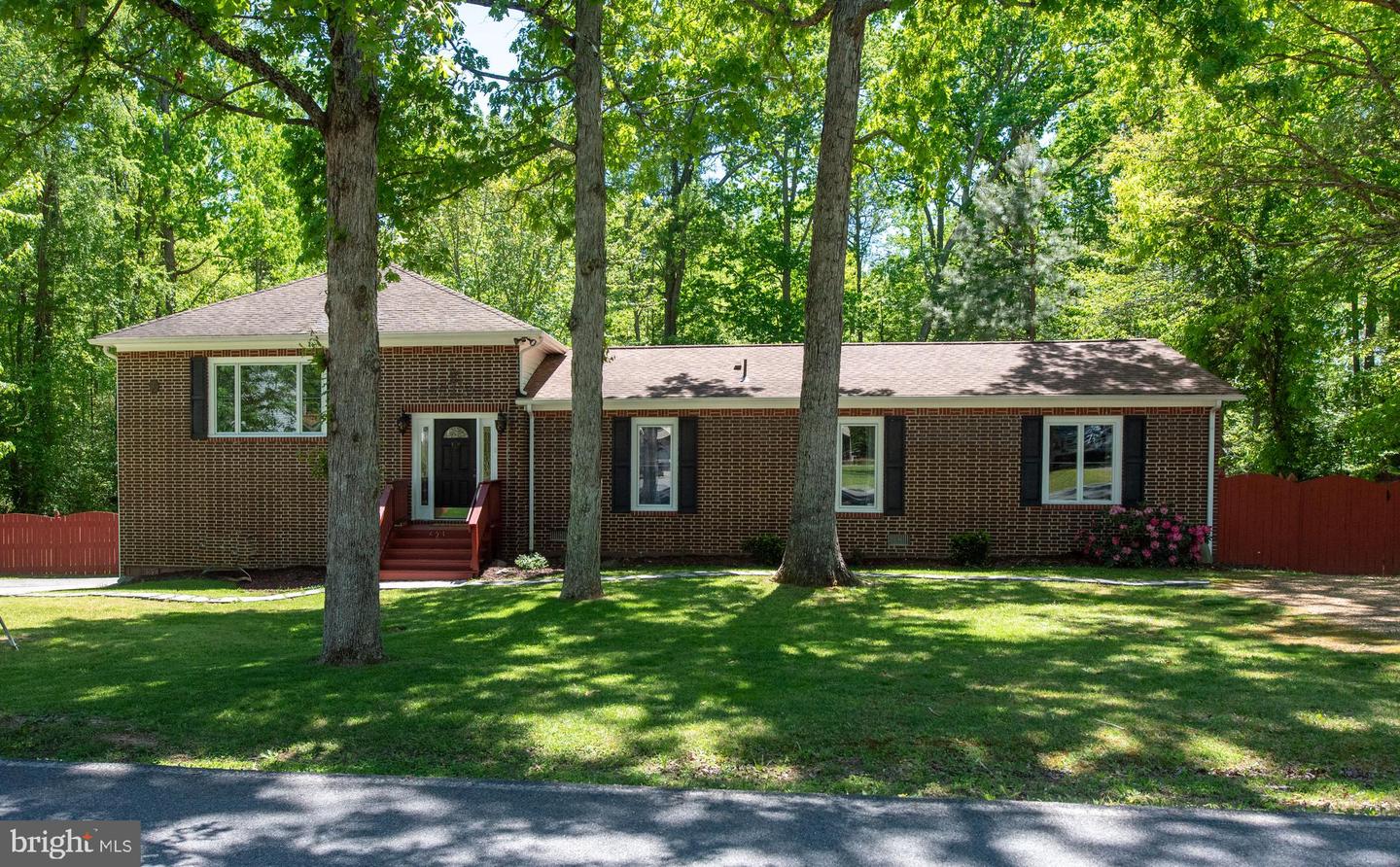 621 WELSH DR, RUTHER GLEN, Virginia 22546, 3 Bedrooms Bedrooms, ,3 BathroomsBathrooms,Residential,For sale,621 WELSH DR,VACV2007988 MLS # VACV2007988