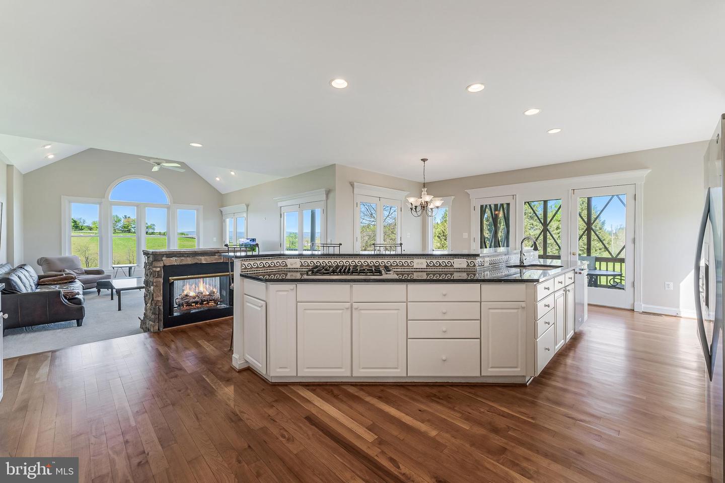 15870 OLD WATERFORD RD, PAEONIAN SPRINGS, Virginia 20129, 5 Bedrooms Bedrooms, ,4 BathroomsBathrooms,Residential,For sale,15870 OLD WATERFORD RD,VALO2093962 MLS # VALO2093962