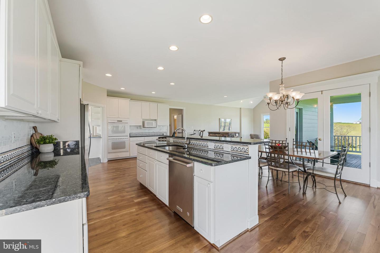 15870 OLD WATERFORD RD, PAEONIAN SPRINGS, Virginia 20129, 5 Bedrooms Bedrooms, ,4 BathroomsBathrooms,Residential,For sale,15870 OLD WATERFORD RD,VALO2093962 MLS # VALO2093962