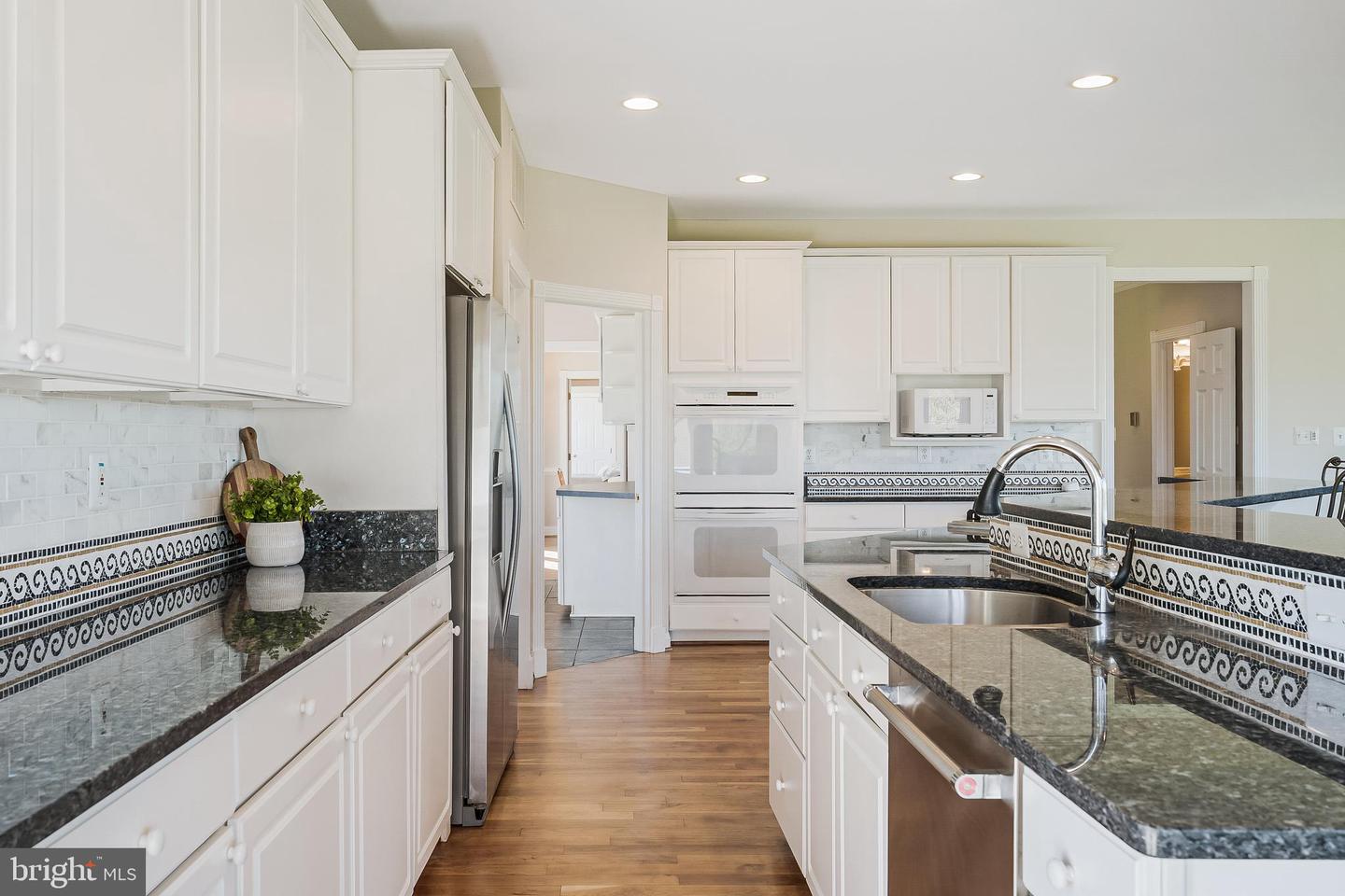 15870 OLD WATERFORD RD, PAEONIAN SPRINGS, Virginia 20129, 5 Bedrooms Bedrooms, ,4 BathroomsBathrooms,Residential,For sale,15870 OLD WATERFORD RD,VALO2093962 MLS # VALO2093962