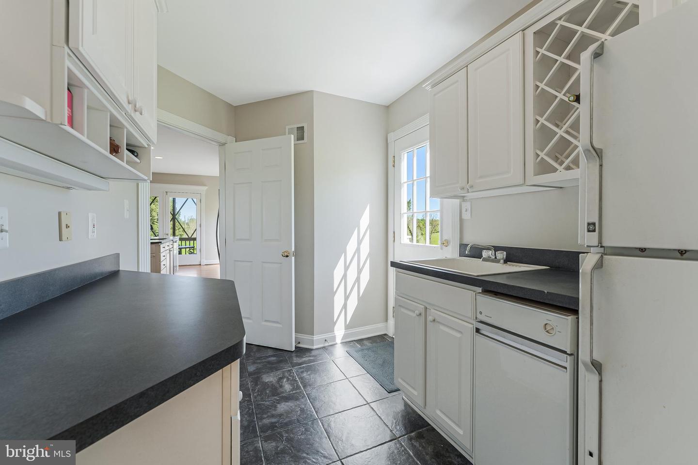 15870 OLD WATERFORD RD, PAEONIAN SPRINGS, Virginia 20129, 5 Bedrooms Bedrooms, ,4 BathroomsBathrooms,Residential,For sale,15870 OLD WATERFORD RD,VALO2093962 MLS # VALO2093962