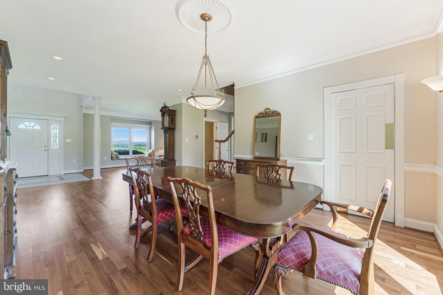 15870 OLD WATERFORD RD, PAEONIAN SPRINGS, Virginia 20129, 5 Bedrooms Bedrooms, ,4 BathroomsBathrooms,Residential,For sale,15870 OLD WATERFORD RD,VALO2093962 MLS # VALO2093962