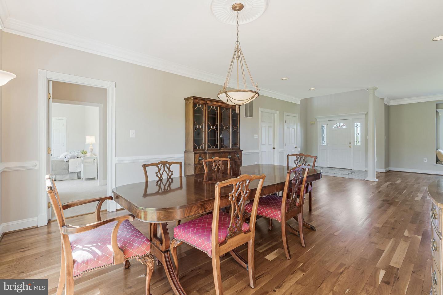 15870 OLD WATERFORD RD, PAEONIAN SPRINGS, Virginia 20129, 5 Bedrooms Bedrooms, ,4 BathroomsBathrooms,Residential,For sale,15870 OLD WATERFORD RD,VALO2093962 MLS # VALO2093962
