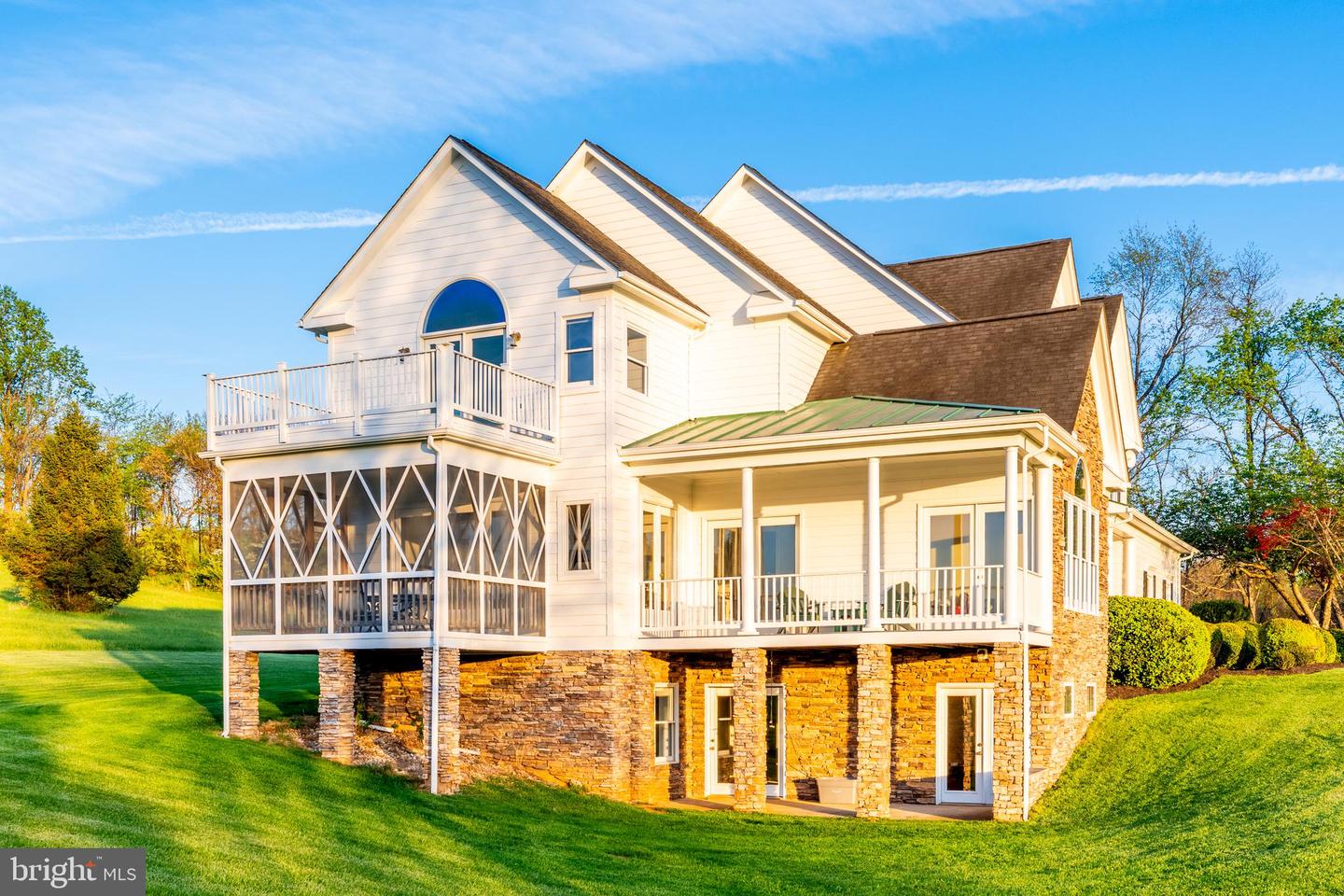 15870 OLD WATERFORD RD, PAEONIAN SPRINGS, Virginia 20129, 5 Bedrooms Bedrooms, ,4 BathroomsBathrooms,Residential,For sale,15870 OLD WATERFORD RD,VALO2093962 MLS # VALO2093962