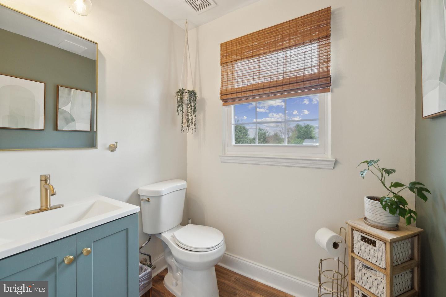12527 MISTY WATER DR, HERNDON, Virginia 20170, 5 Bedrooms Bedrooms, ,3 BathroomsBathrooms,Residential,For sale,12527 MISTY WATER DR,VAFX2234354 MLS # VAFX2234354