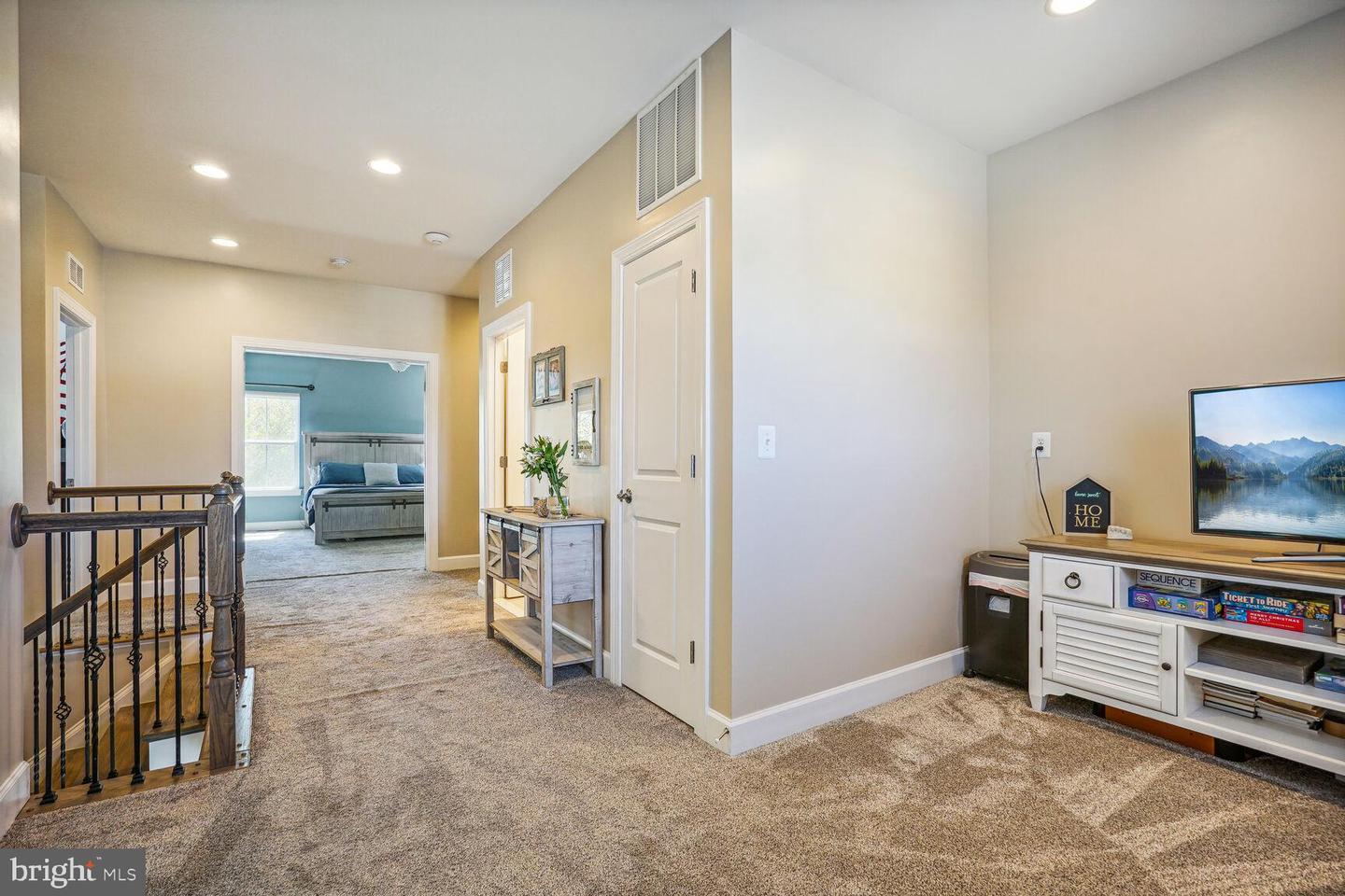 548 GLADIOLA WAY, STAFFORD, Virginia 22554, 6 Bedrooms Bedrooms, ,4 BathroomsBathrooms,Residential,For sale,548 GLADIOLA WAY,VAST2037846 MLS # VAST2037846